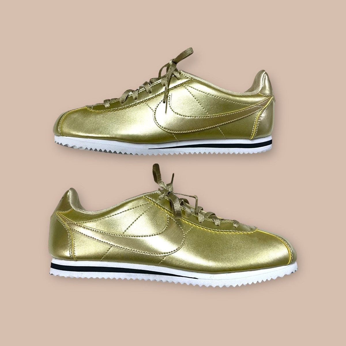 Nike NIKE Cortez Se GS 'Gold Star' Size US 7 / EU 40 - 9 Thumbnail