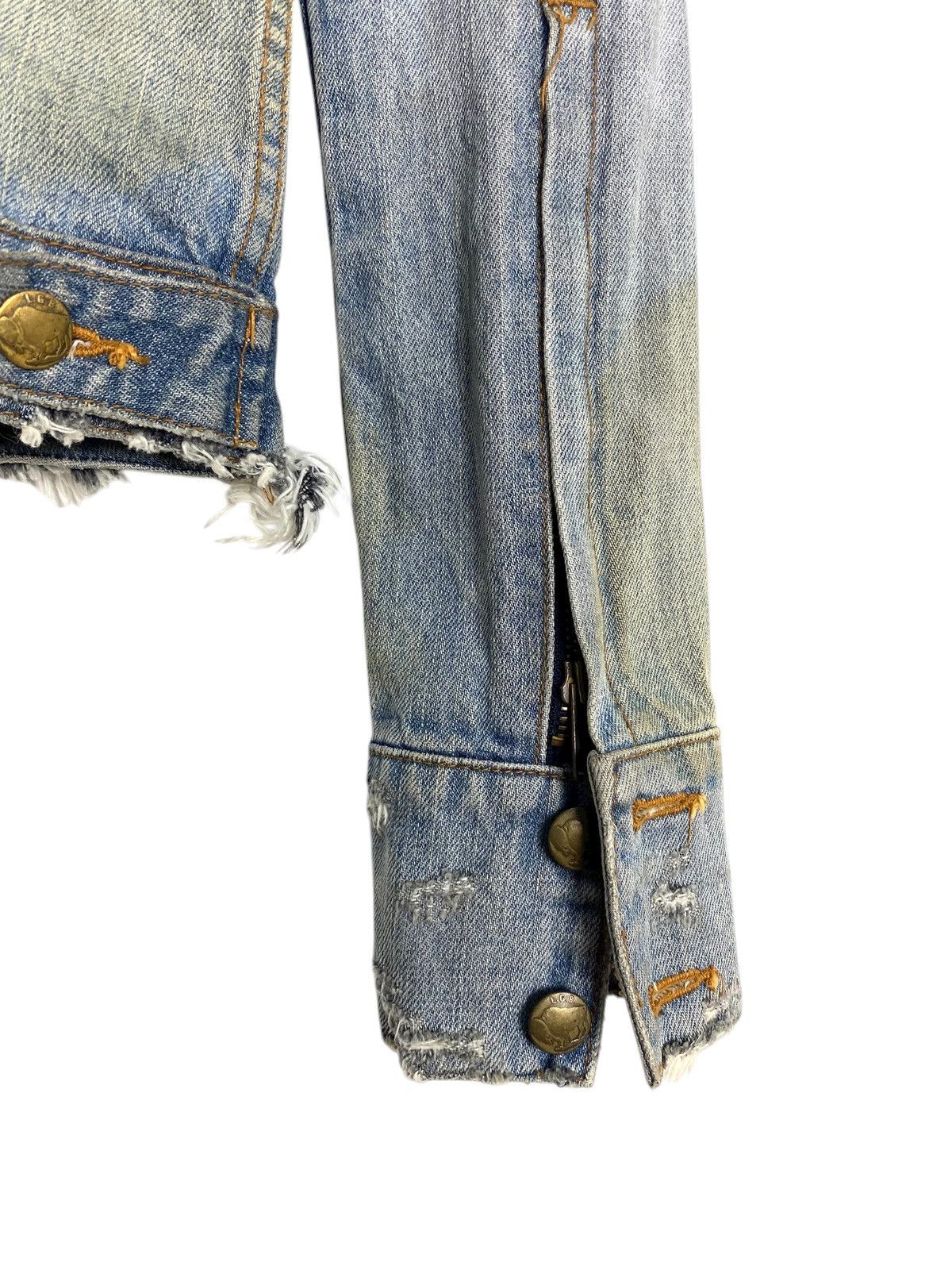 Le Grande Bleu (L.G.B.) Le Grand Bleu (LGB) Bleach Distressed Denim Jacket in Japan Size XS / US 0-2 / IT 36-38 - 8 Thumbnail