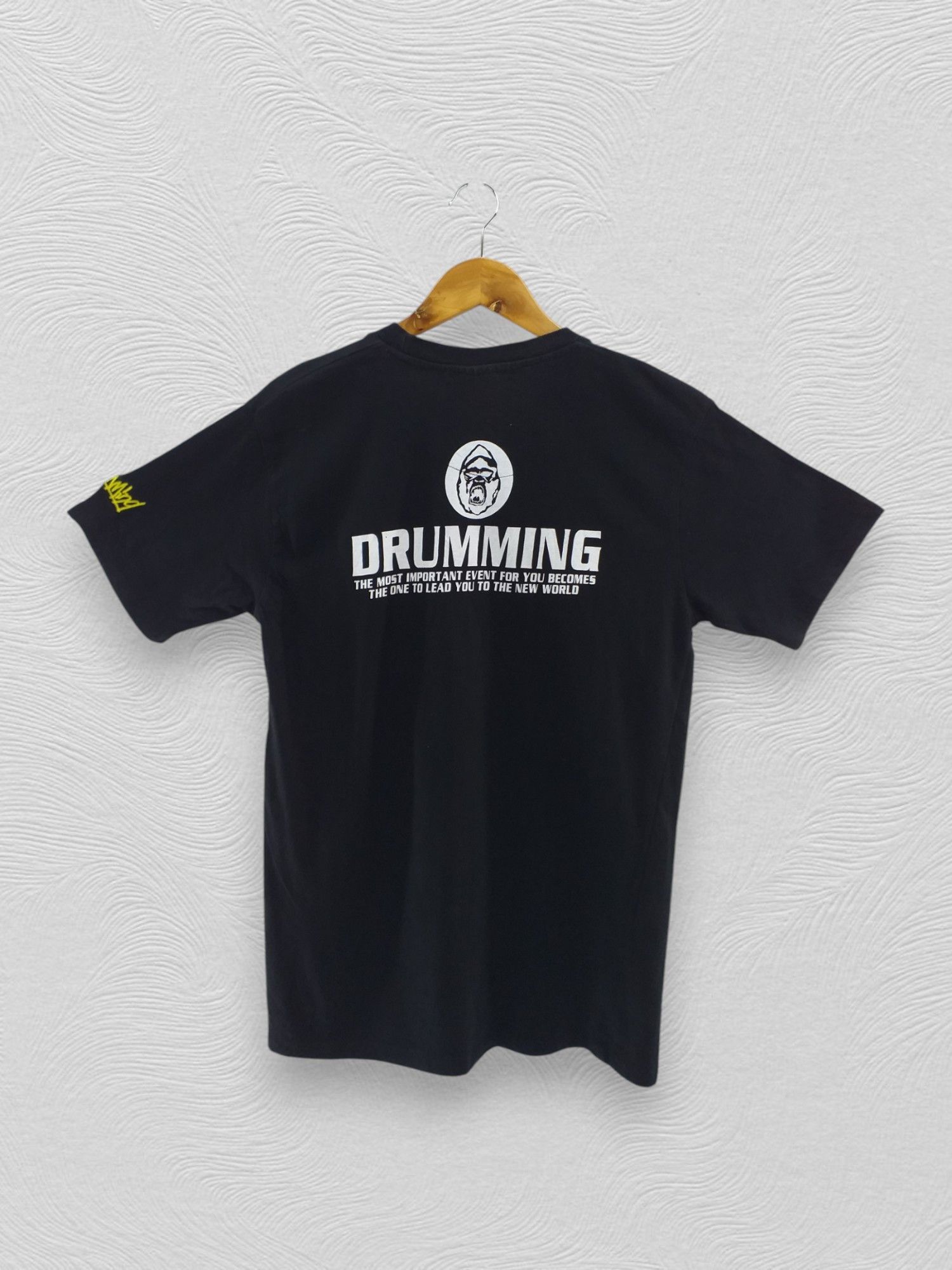 Japanese Brand Japanese Brand Drumming Gorilla Logo Medium T Shirt -A034 Size US M / EU 48-50 / 2 - 2 Thumbnail