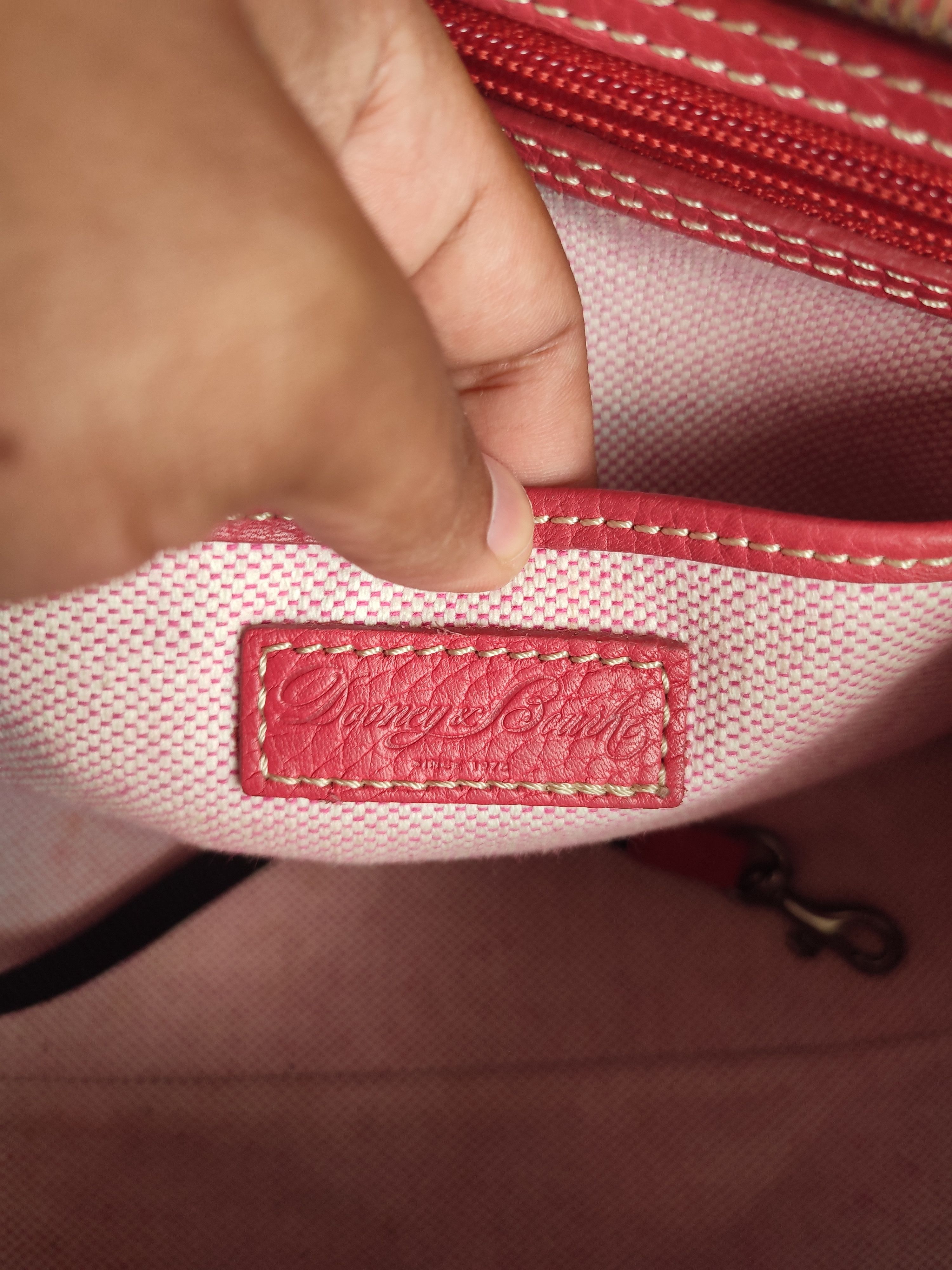 Dooney & Bourke DOONEY & BOURKE RED LEATHER HANDBAG Size ONE SIZE - 3 Thumbnail