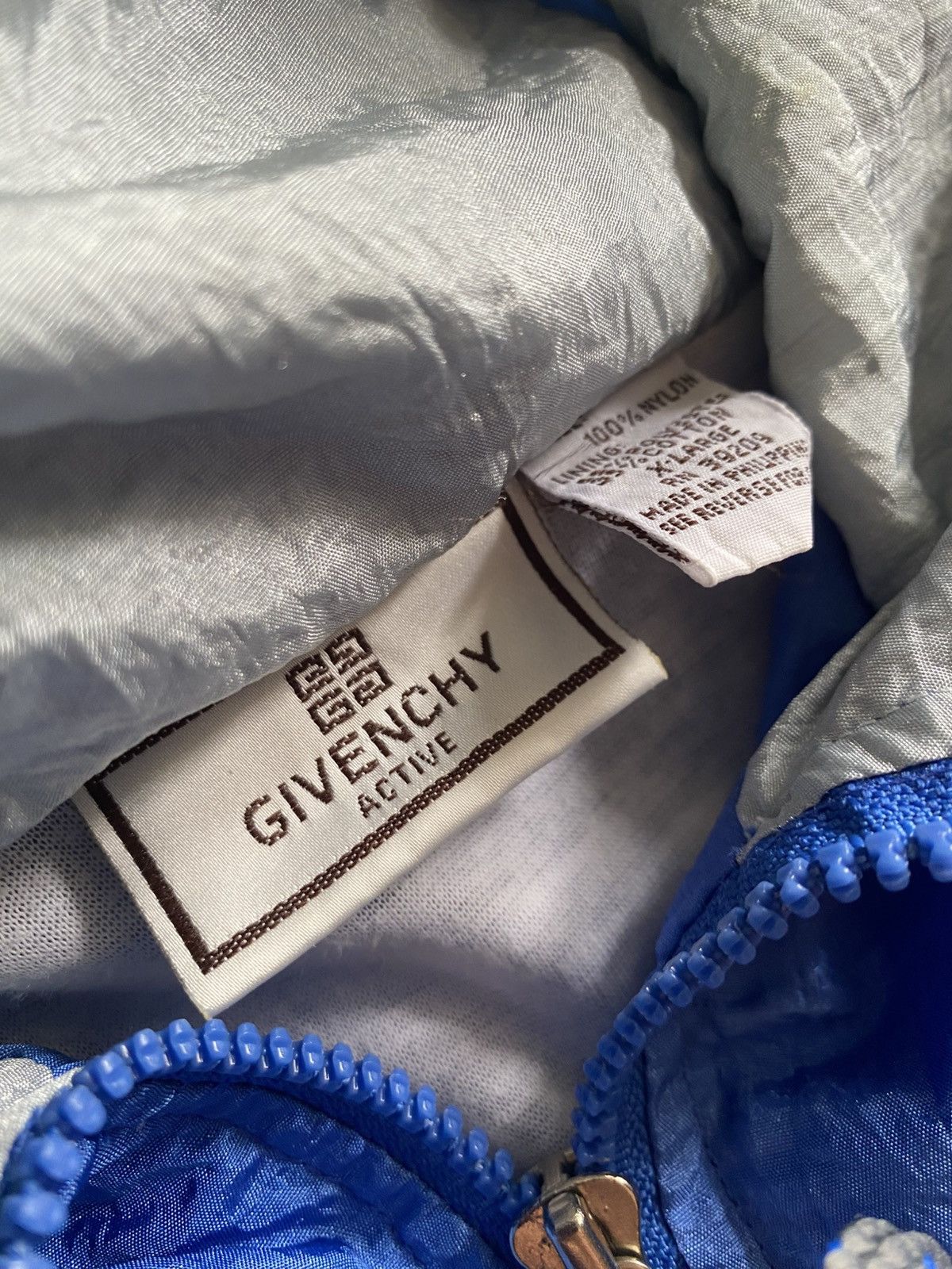 Designer × Givenchy × Vintage Givenchy activewear vintage 90s light jacket Size US L / EU 52-54 / 3 - 6 Thumbnail