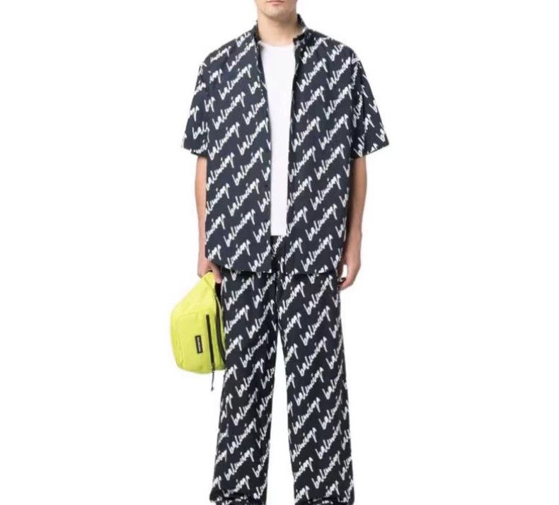 Balenciaga Balenciaga size 39 22ss short sleeve shirt with full graff Size US XS / EU 42 / 0 - 7 Thumbnail