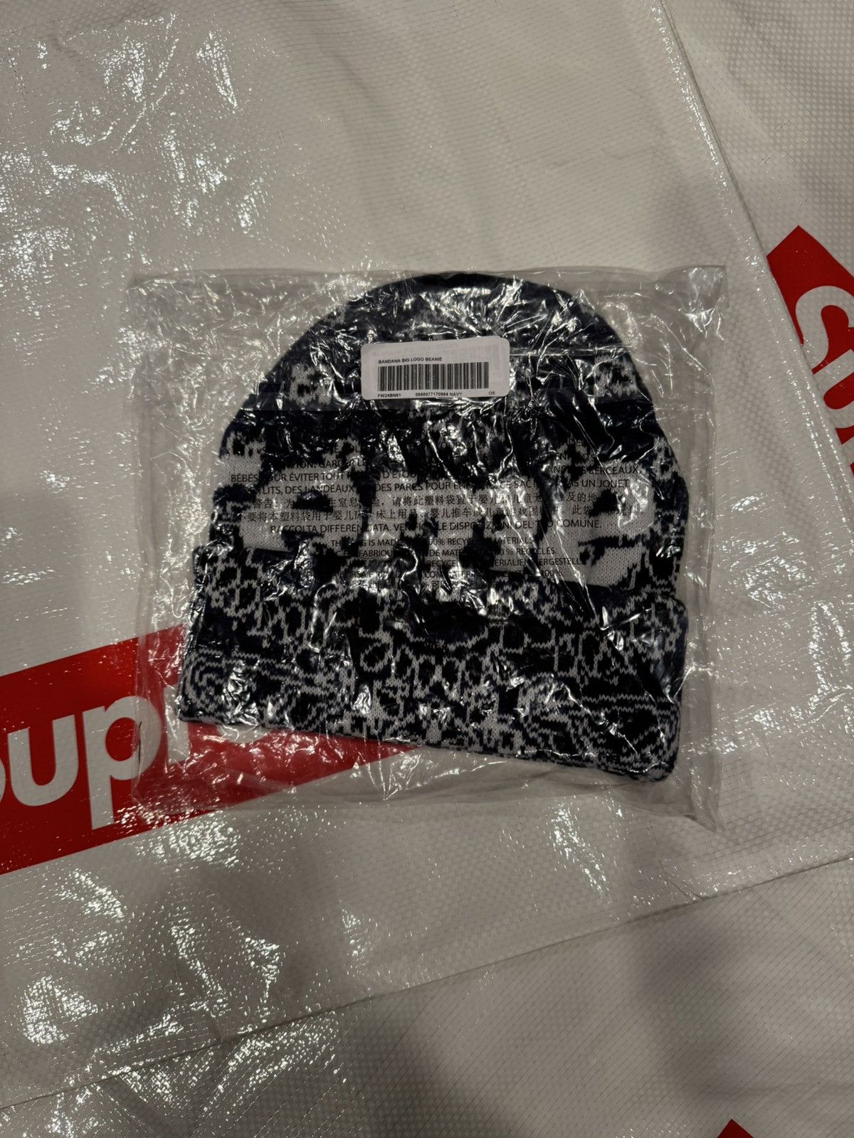 Supreme Supreme Big Logo Beanie Size ONE SIZE - 3 Thumbnail