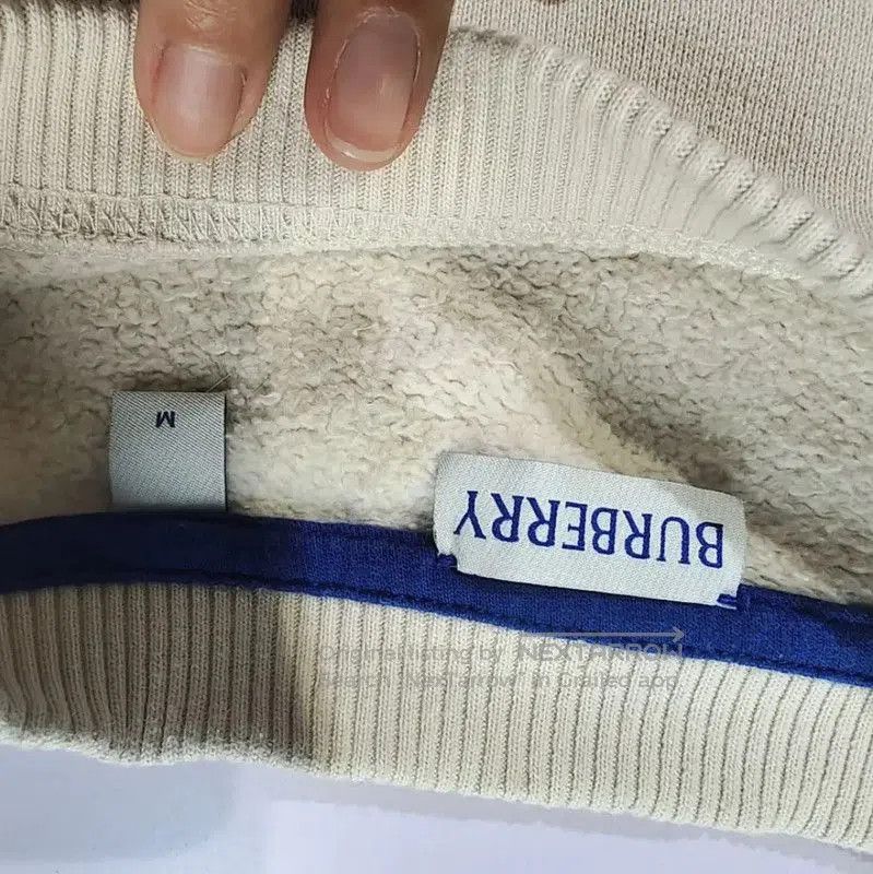 Burberry Burberry Beige Cotton Women's Sweatshirt. Size M / US 6-8 / IT 42-44 - 4 Thumbnail