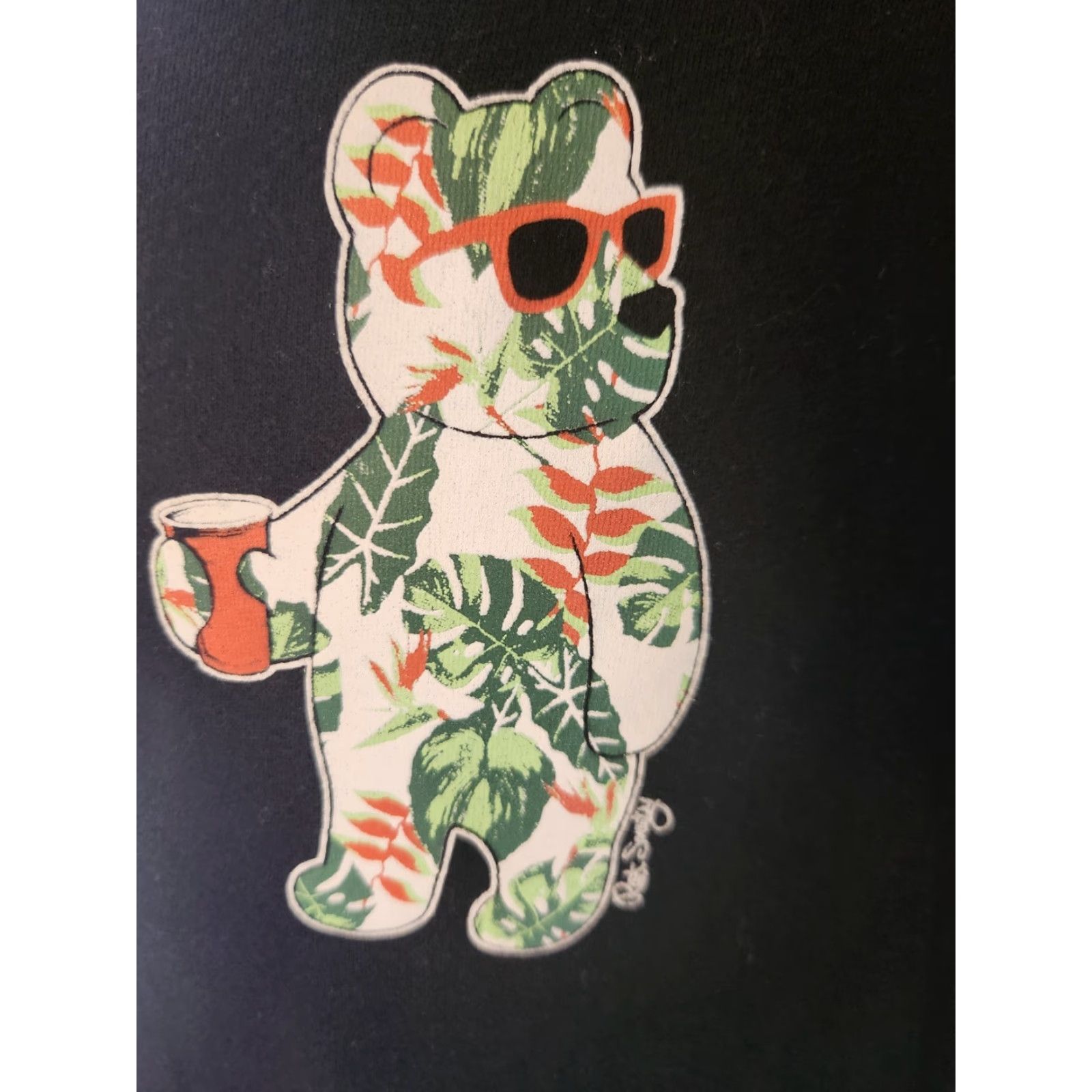 Vintage Riot Society Logo Leaf Bear W/Red Solo Cup Shirt Black L Mens Size US L / EU 52-54 / 3 - 2 Thumbnail
