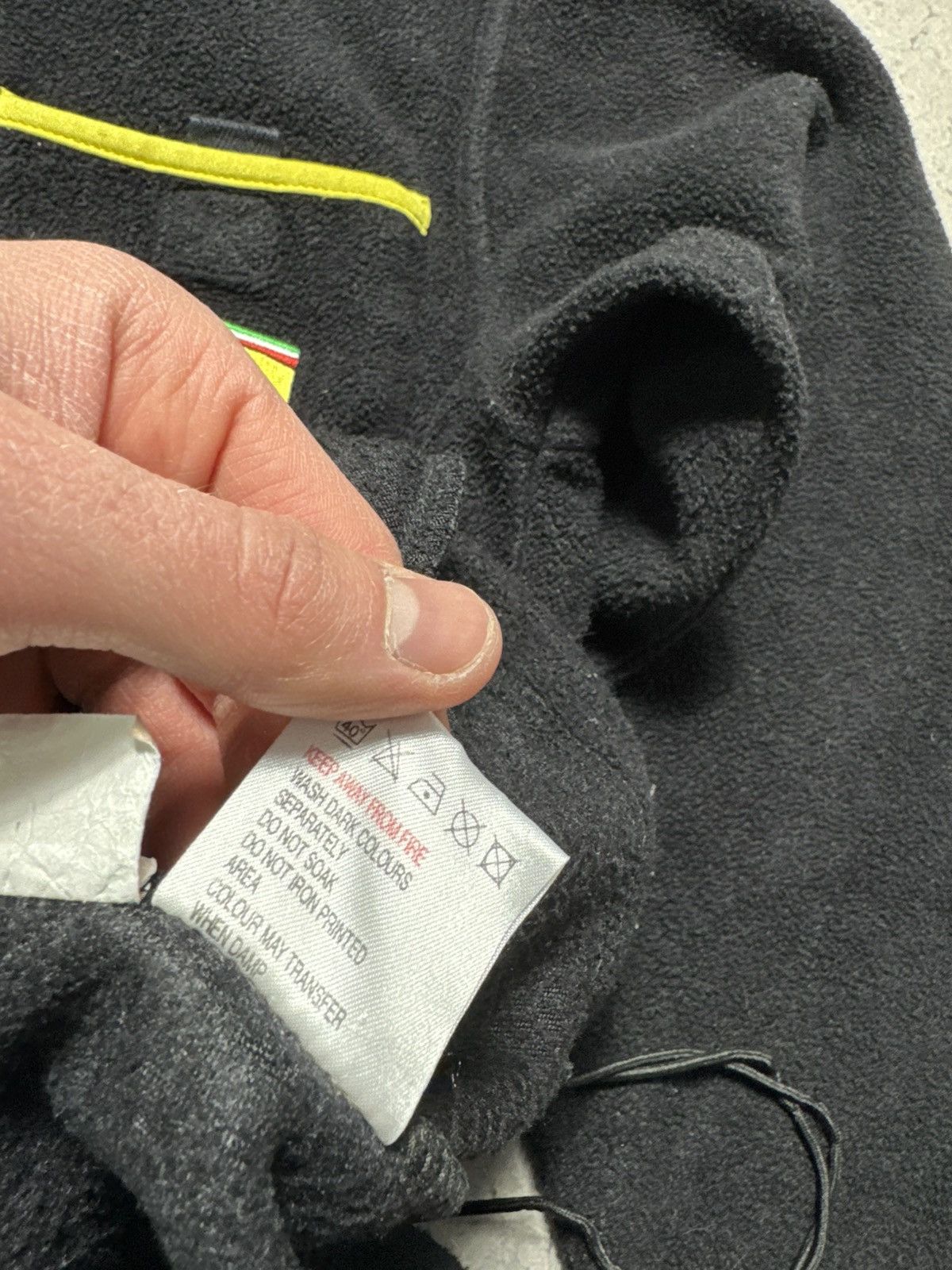 Ferrari Ferrari 1999 Vintage 90’s Fleece Sweatshirt Black Size S Size US S / EU 44-46 / 1 - 9 Thumbnail