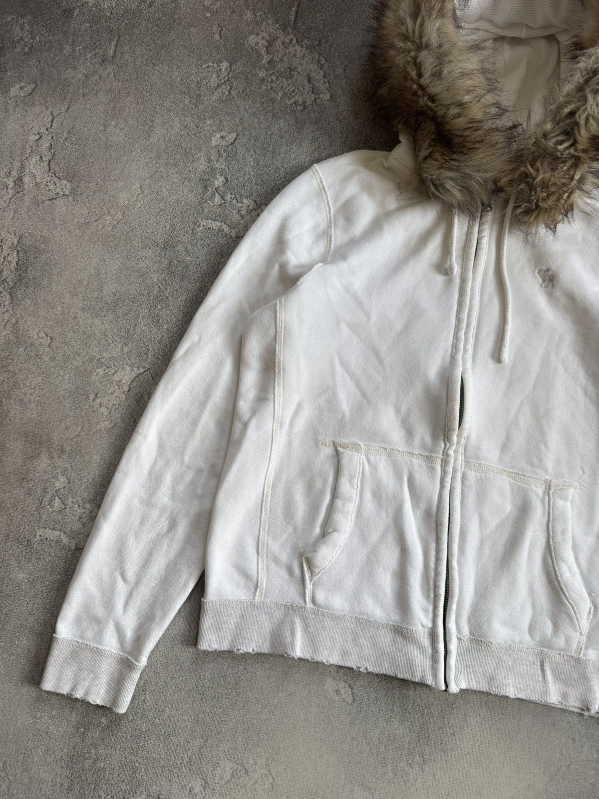 Abercrombie & Fitch Abercrombie & Fitch Y2K Fur Faux hoodie if six was nine LGB Size XL / US 12-14 / IT 48-50 - 8 Thumbnail