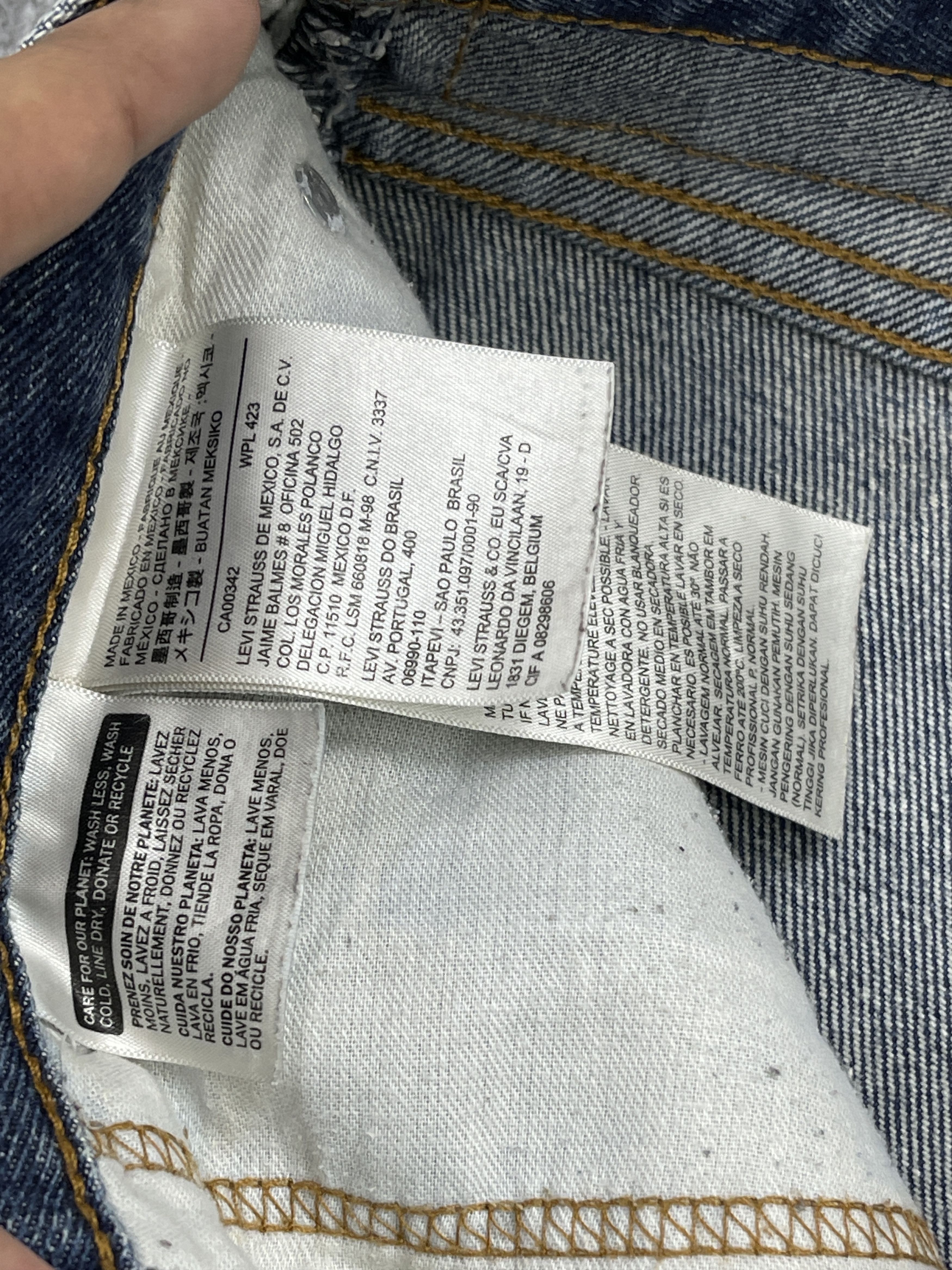 Levi's Vintage Levi's 517 Flared Bootcut Jeans DP2576 Size US 35 - 7 Thumbnail