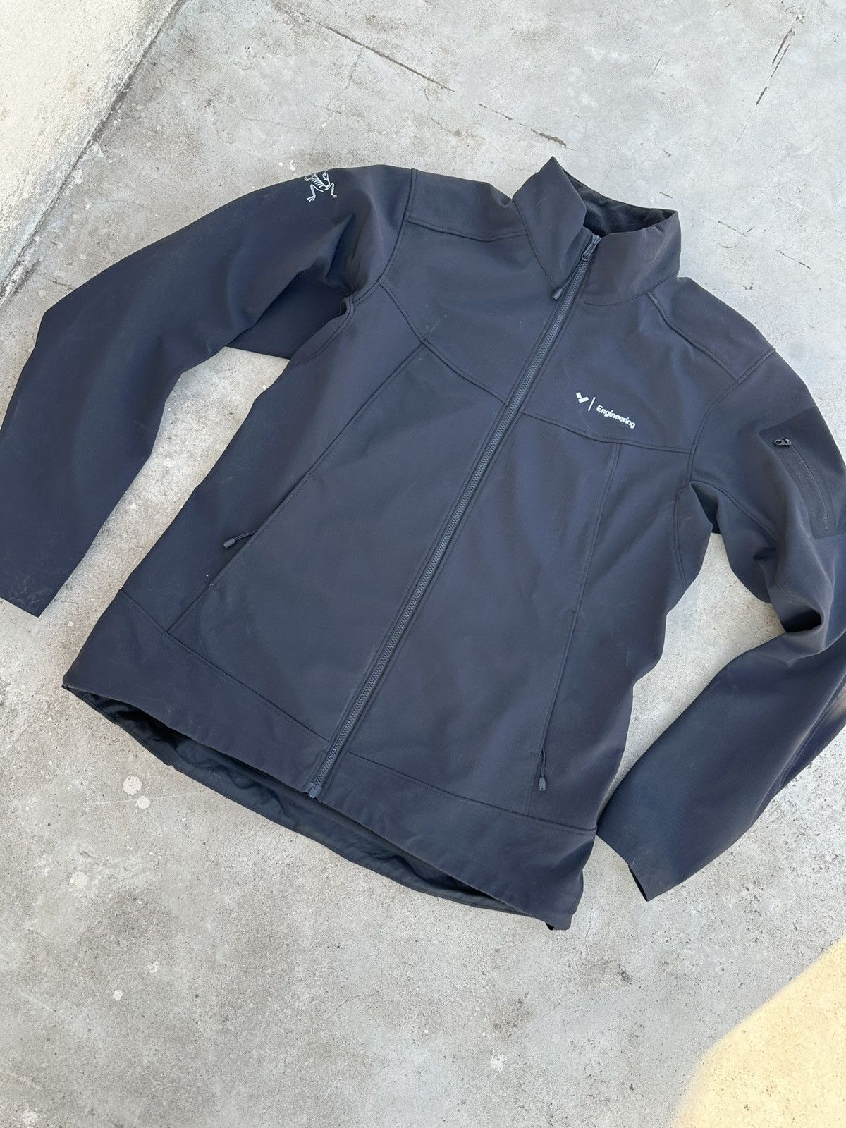Arc'teryx Arc’teryx Epsilon LT Jacket Women’s (Medium) Size M / US 6-8 / IT 42-44 - 2 Thumbnail