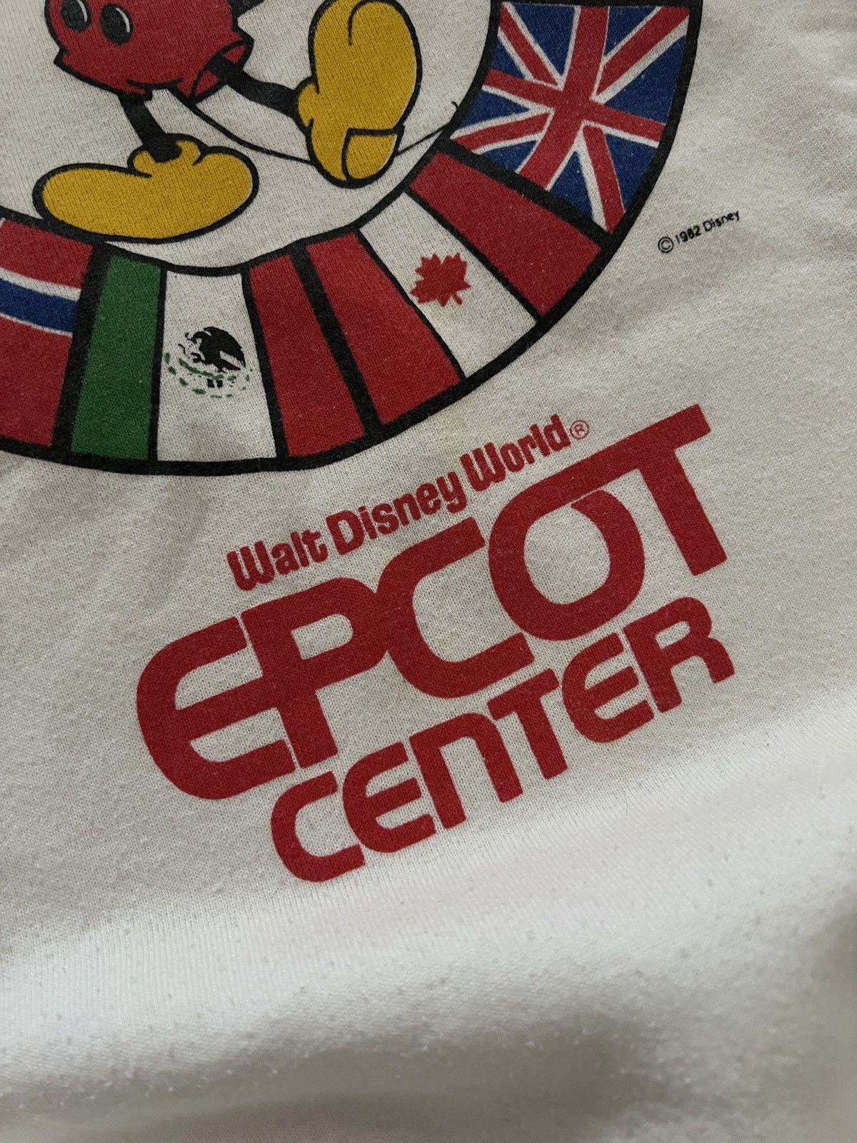 Disney ❗️RARE❗️ Walt Disney World Mickey Mouse 1982 Sweatshirt 80’s Size US XL / EU 56 / 4 - 7 Thumbnail