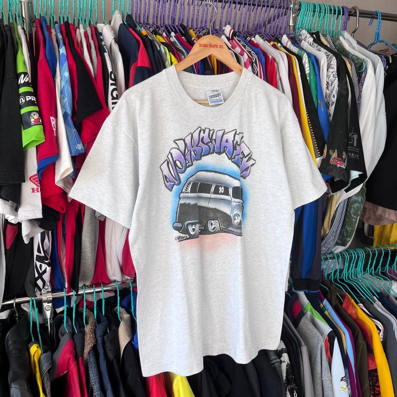 Vintage Vintage 1996 Rap Graffiti Volkswagen Bus Gray Tshirt Size L Size US L / EU 52-54 / 3 - 3 Thumbnail