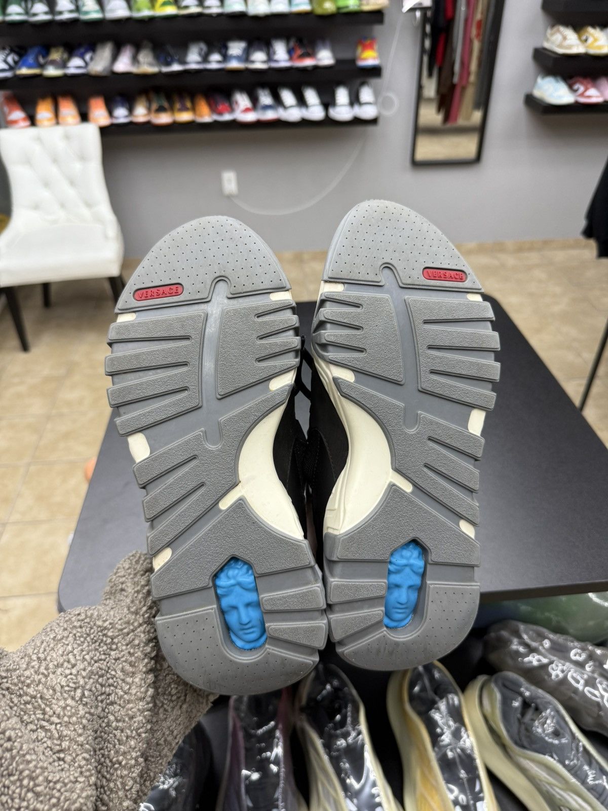 Versace Versace Squalo Black Signature Trainer Shoes Size 40 / 7 US Size US 7 / EU 40 - 18 Thumbnail
