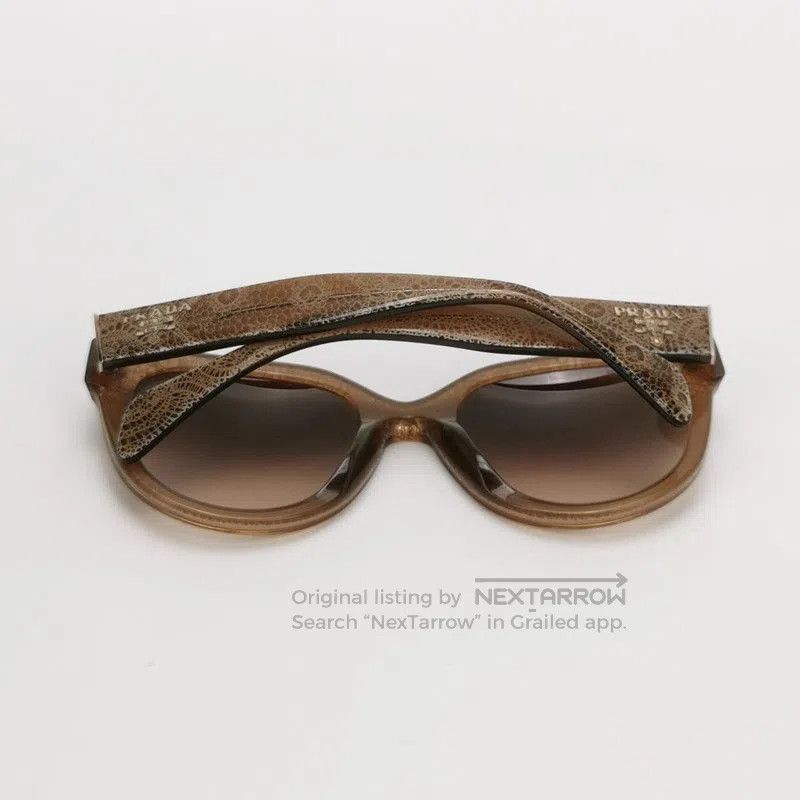 Prada Prada Logo Frame Sunglasses. Size ONE SIZE - 1 Thumbnail