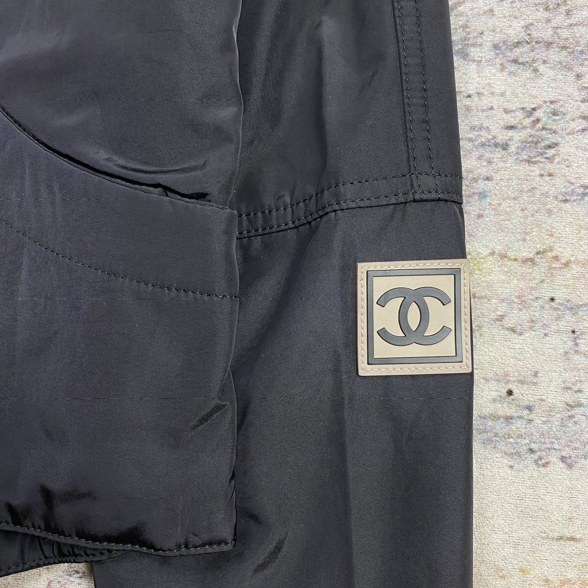 Chanel Vintage 2002 Chanel zip up jacket Size L / US 10 / IT 46 - 4 Thumbnail