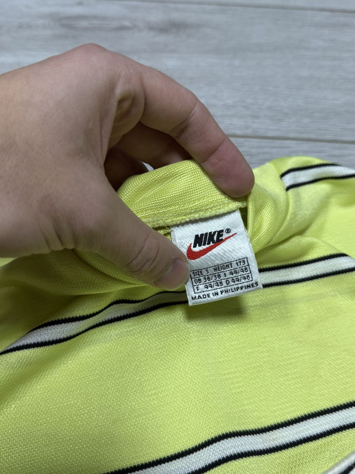 Nike Nike vintage striped 90s vintage big swoosh tee shirt Size US S / EU 44-46 / 1 - 4 Thumbnail
