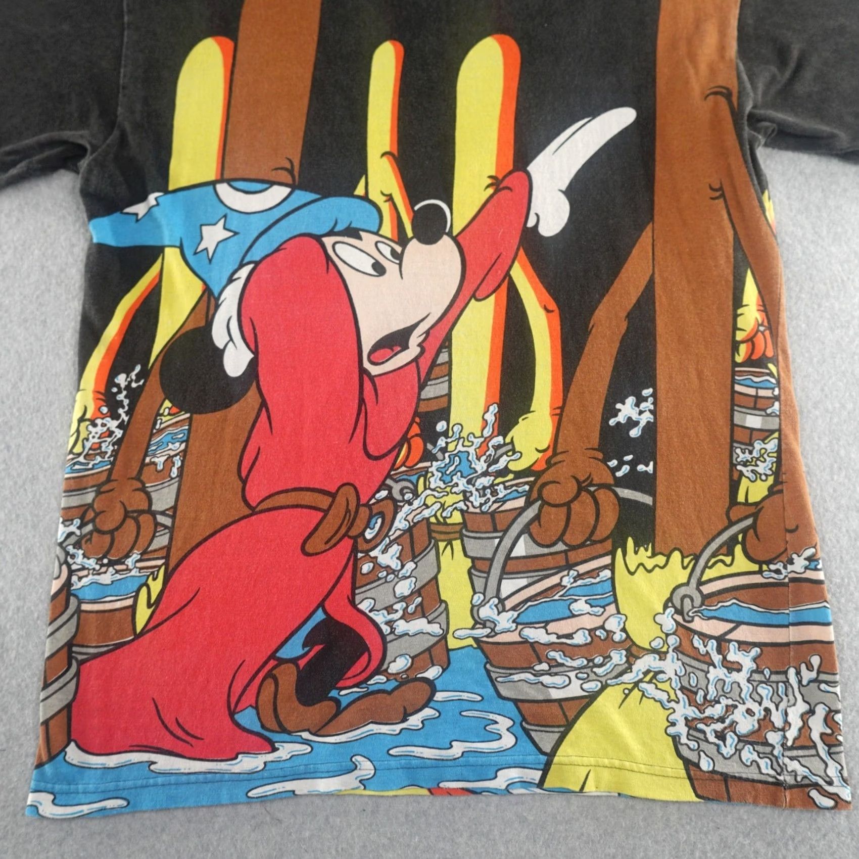 Disney Disney T-Shirt Men's XL L/XL (23X30) Fantasia Mickey All Over Print AOP Vintage Shirt Size US XL / EU 56 / 4 - 6 Thumbnail