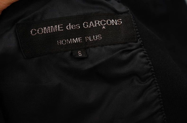 Comme des Garcons Comme Des Garcons Embroidered polyester suit Size US S / EU 44-46 / 1 - 9 Thumbnail