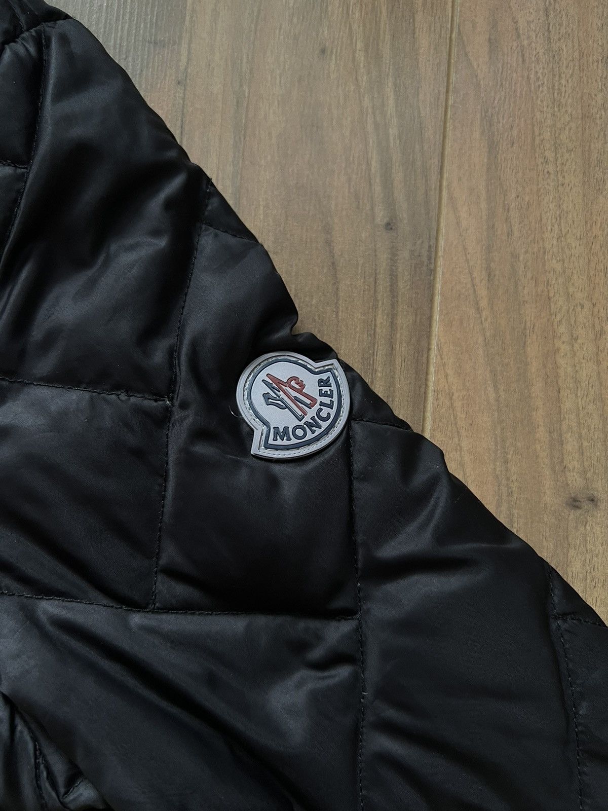 Moncler Moncler Vintage Parka Logo Puffer Jacket Size M / US 6-8 / IT 42-44 - 3 Thumbnail