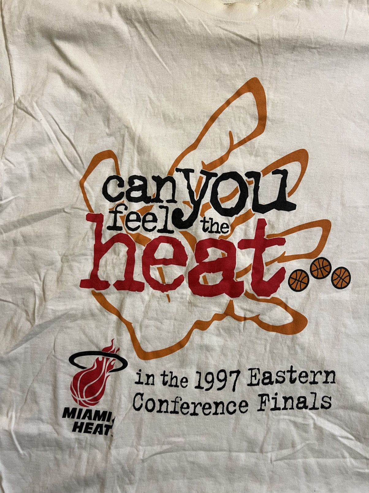 Other 1997 Miami Heat "Can You Feel the Heat" Eastern Conference T Size US XL / EU 56 / 4 - 2 Thumbnail