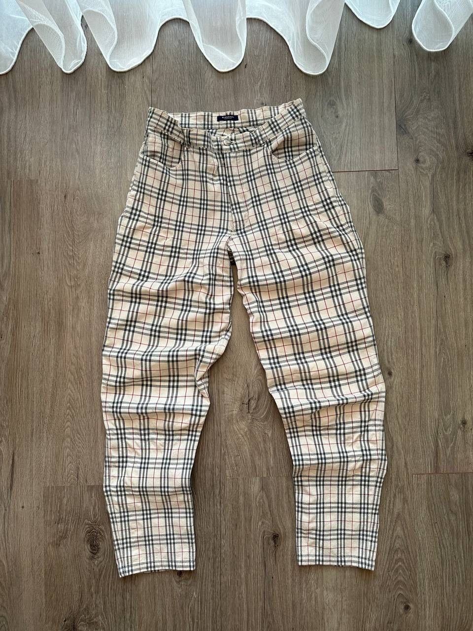 Burberry × Vintage Vintage Burberry Beige Nova Check Pants Size US 31 - 10 Thumbnail
