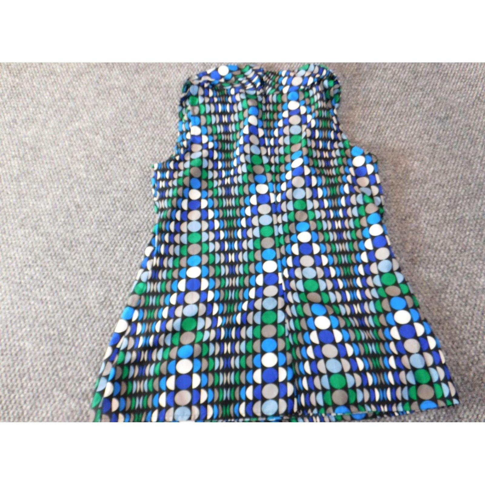 Banana Republic Banana Republic Blouse Women's 4 Blue Zip Crew Neck Cap Sleeve Polka Dot Polyester Spandex Rayon Ruffle Casual Designer Top Classic Fitbit Size S / US 4 / IT 40 - 7 Thumbnail