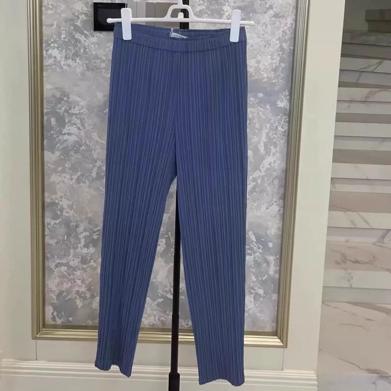 Issey Miyake issey miyake size:2 Blue skinny pants 2506-Nextarrow Size US 26 / EU 42 - 1 Thumbnail