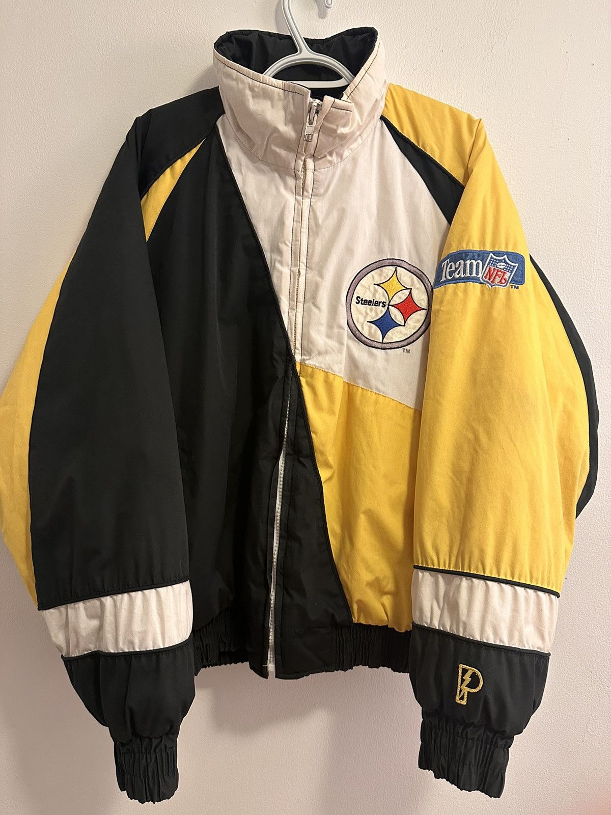 image of Vintage Pittsburgh Steelers Nfl Experience Pro Player Jacket in Yellow, Men's (Size Large)