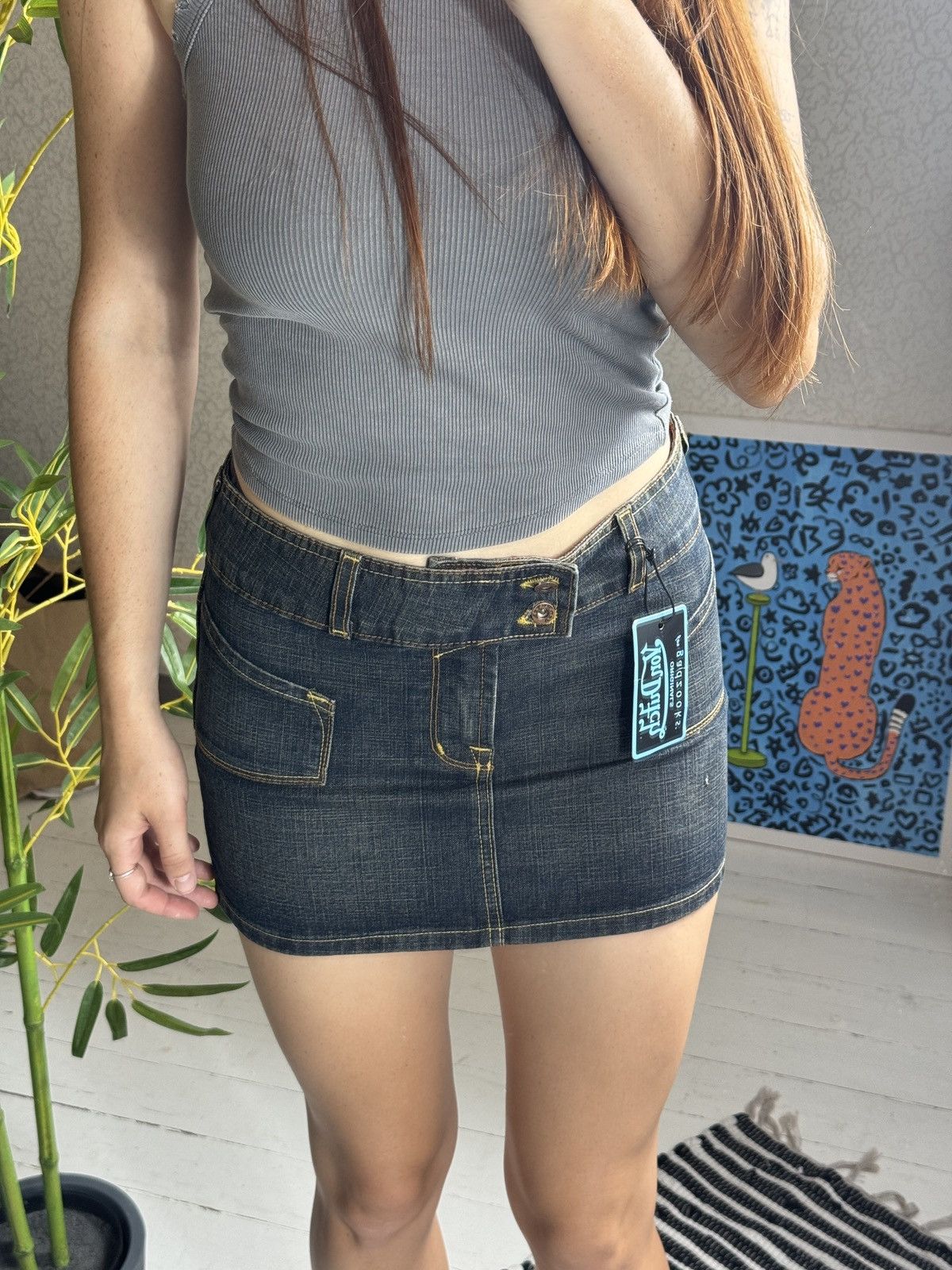 Von Dutch VINTAGE VON DUTCH 2000s MINI DENIM SKIRT Size 28" / US 6 / IT 42 - 2 Thumbnail