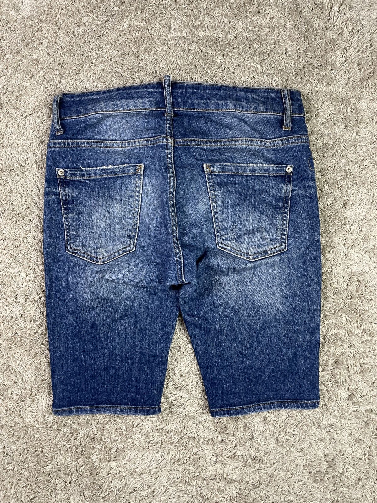 Dsquared2 Dsquared 2 Distressed Denim Shorts Size US 28 / EU 44 - 2 Thumbnail