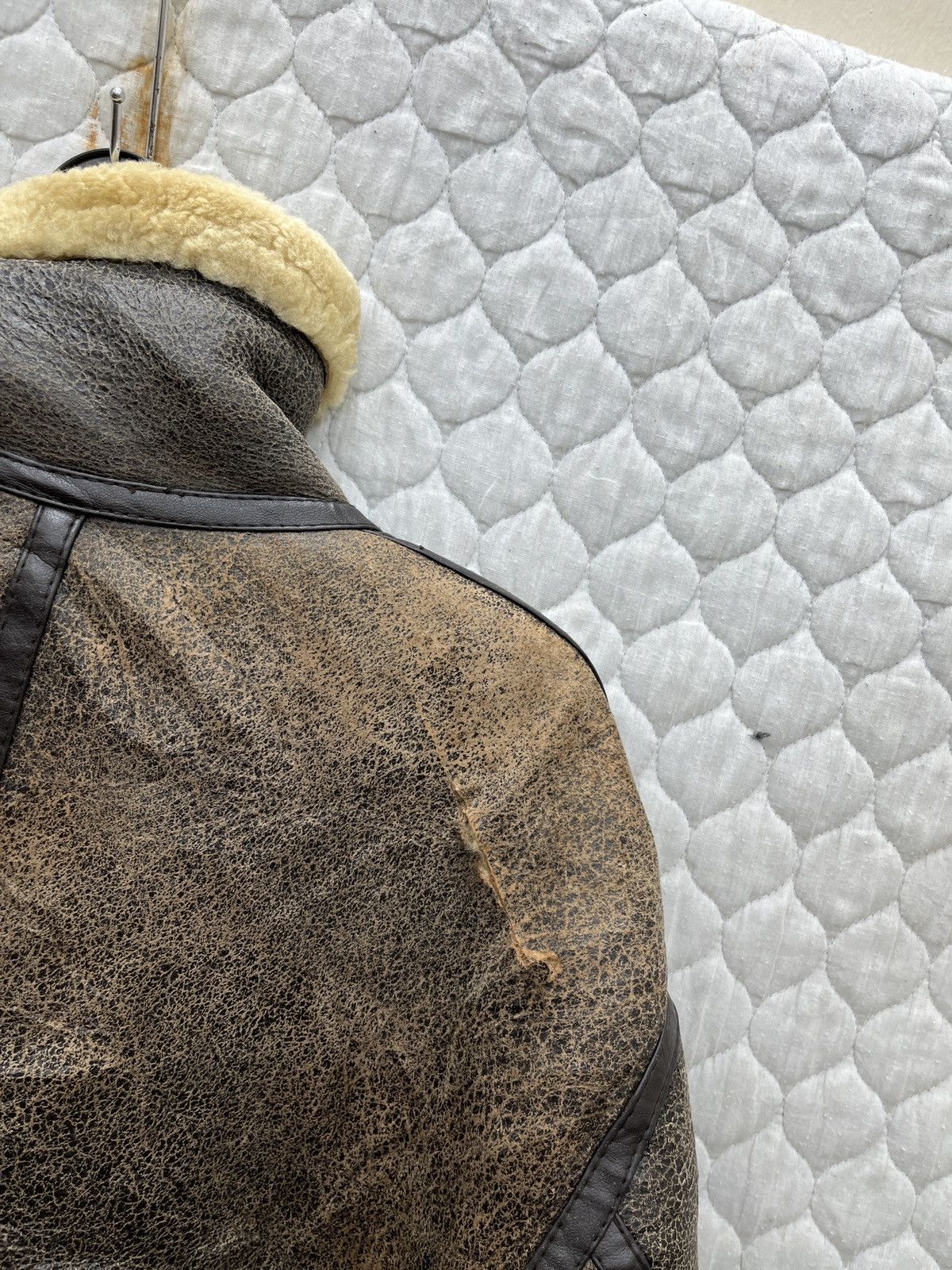 Genuine Leather 🔥🔥🔥STEALS VTG B3 US ARMY MILITARY SHEEPSKIN JACKET Size US M / EU 48-50 / 2 - 14 Thumbnail