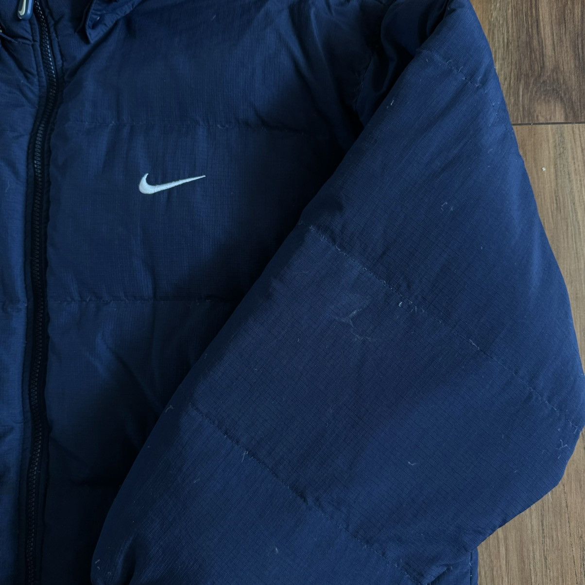 Nike × Vintage Vintage 90s embroidered logo Nike puffer jacket Size US L / EU 52-54 / 3 - 6 Thumbnail