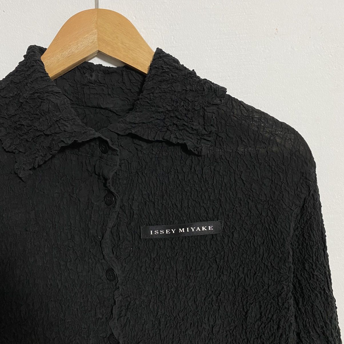 Issey Miyake ISSEY MIYAKE CAULIFLOWER WRINKLED PLEATS LS BUTTON DOWN Size M / US 6-8 / IT 42-44 - 2 Thumbnail