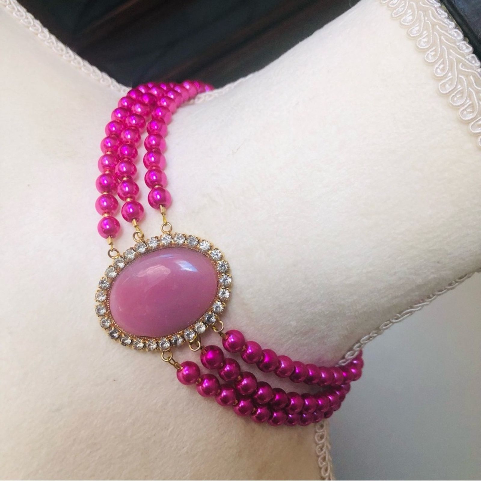 Handmade Handcrafted repurpose triple strand fuchsia Pearl necklace Size ONE SIZE - 1 Thumbnail