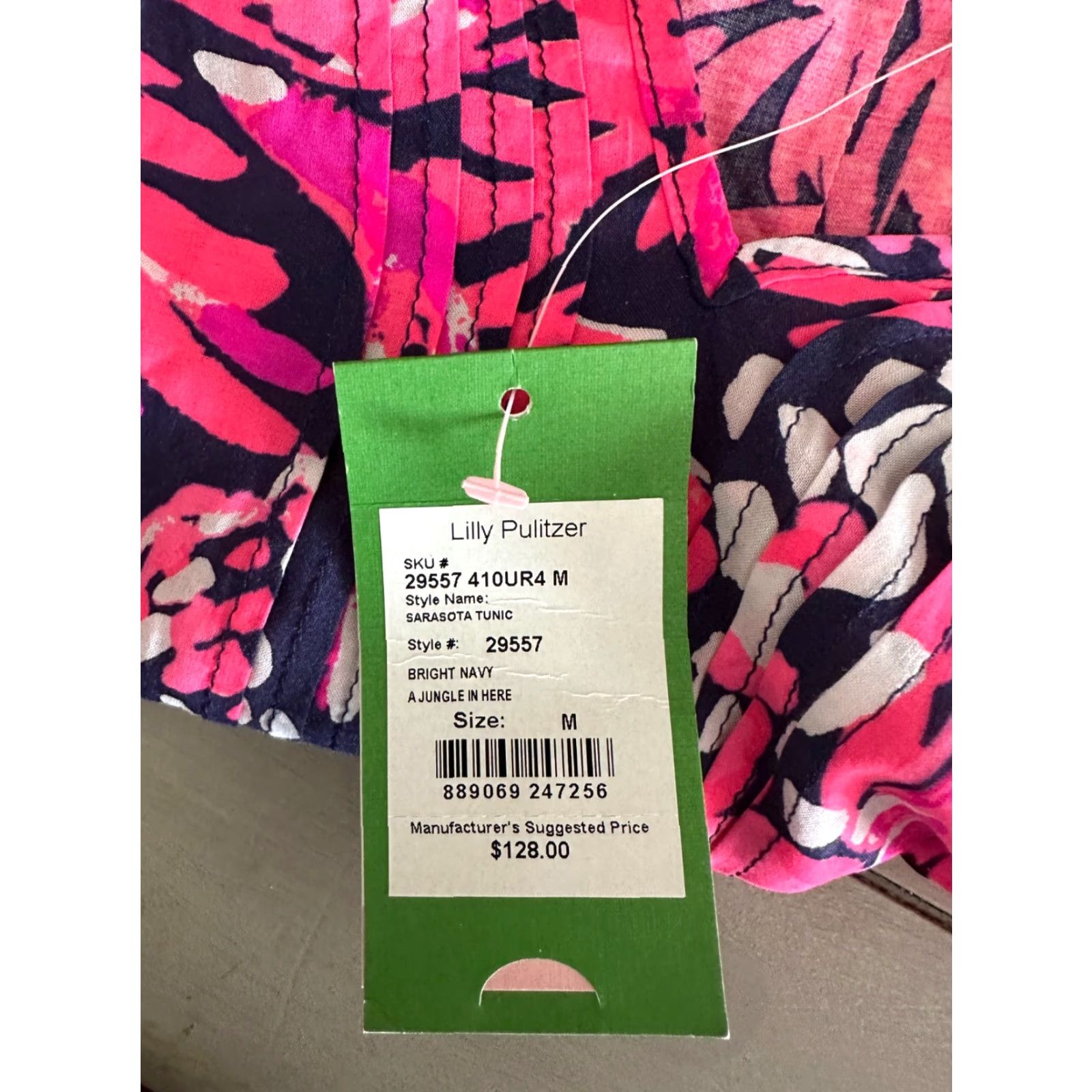 Lilly Pulitzer Lilly Pulitzer Sarasota Tunic Womens Medium NWT Pink V-Neck 3/4 Sleeve Relaxed Regular Tunic Jungle in Here MSRP 128.00 Size M / US 6-8 / IT 42-44 - 4 Thumbnail