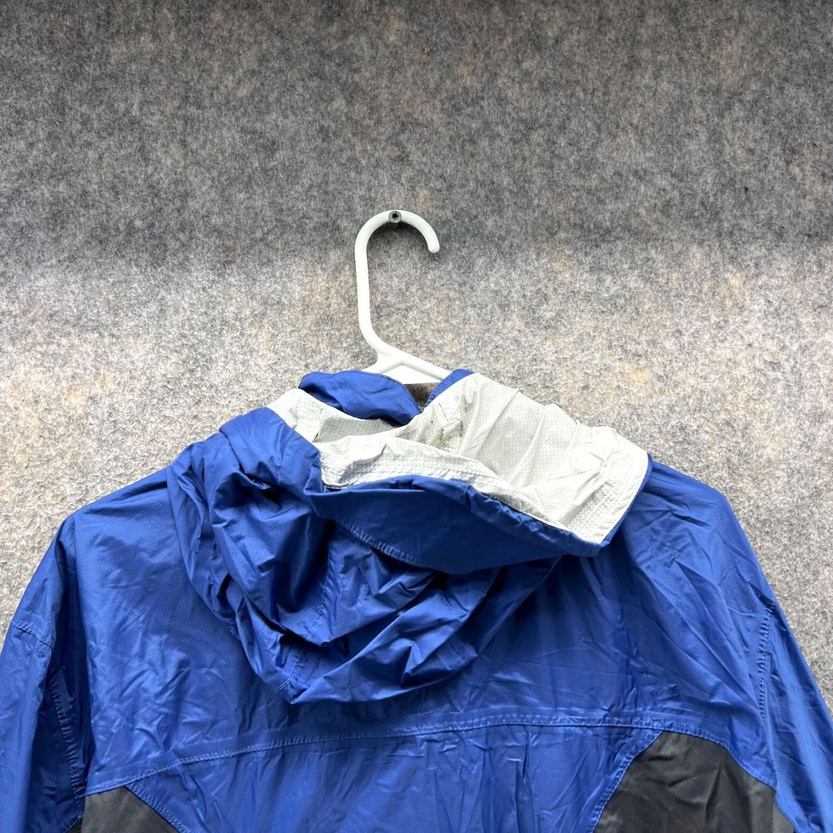 Eastern Mountain Sports EASTERN MOUNTAIN SPORTS Jacket Men XL Windbreaker Blue Full Zip Hoodie Ski Snow Jacket Windbreaker Hooded Regular Fit Logo Mens XL Blue Windbreaker Size US XL / EU 56 / 4 - 4 Thumbnail