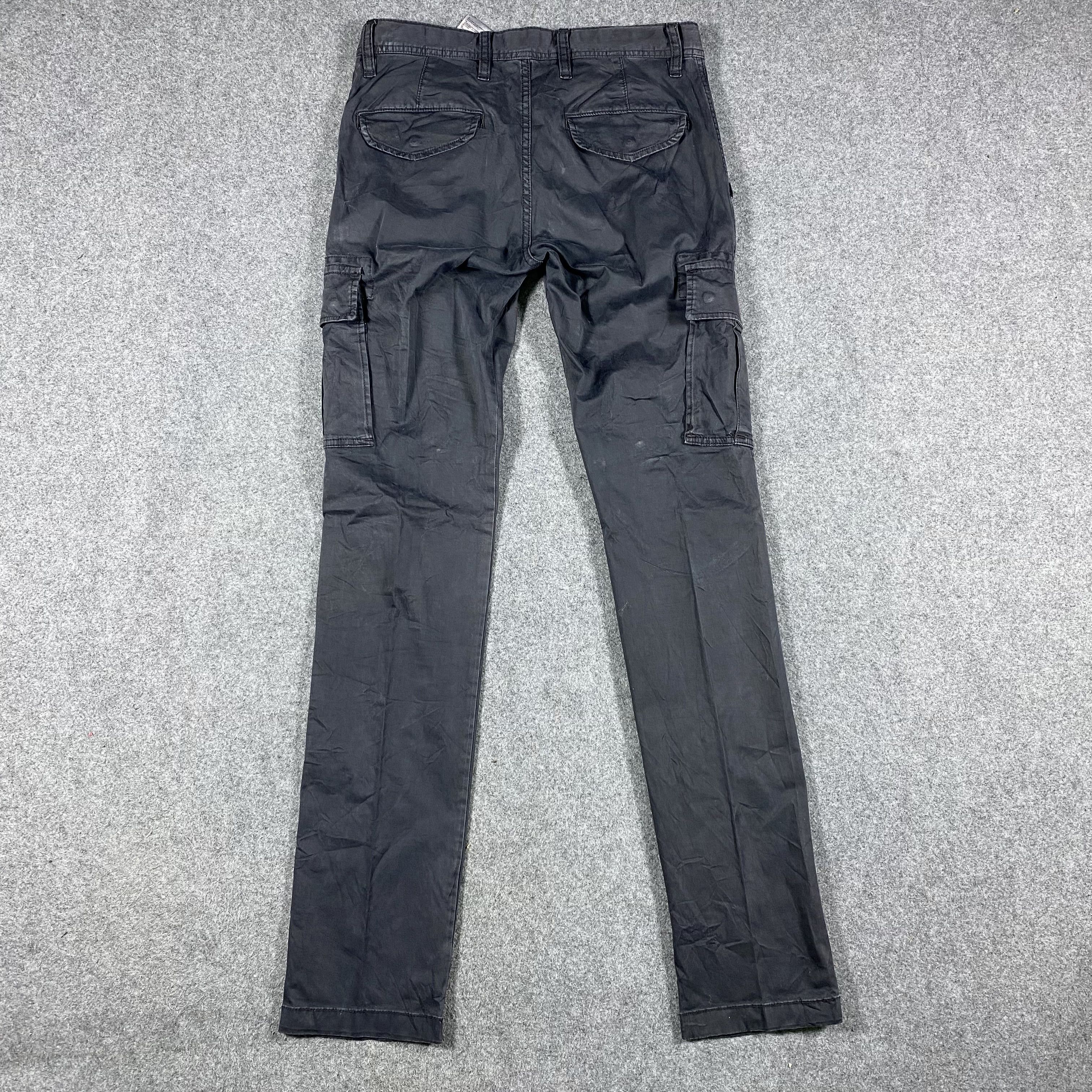 Japanese Brand Japanese Brand Uniqlo Multipocket Tactical Cargo Pants Size US 28 / EU 44 - 7 Thumbnail