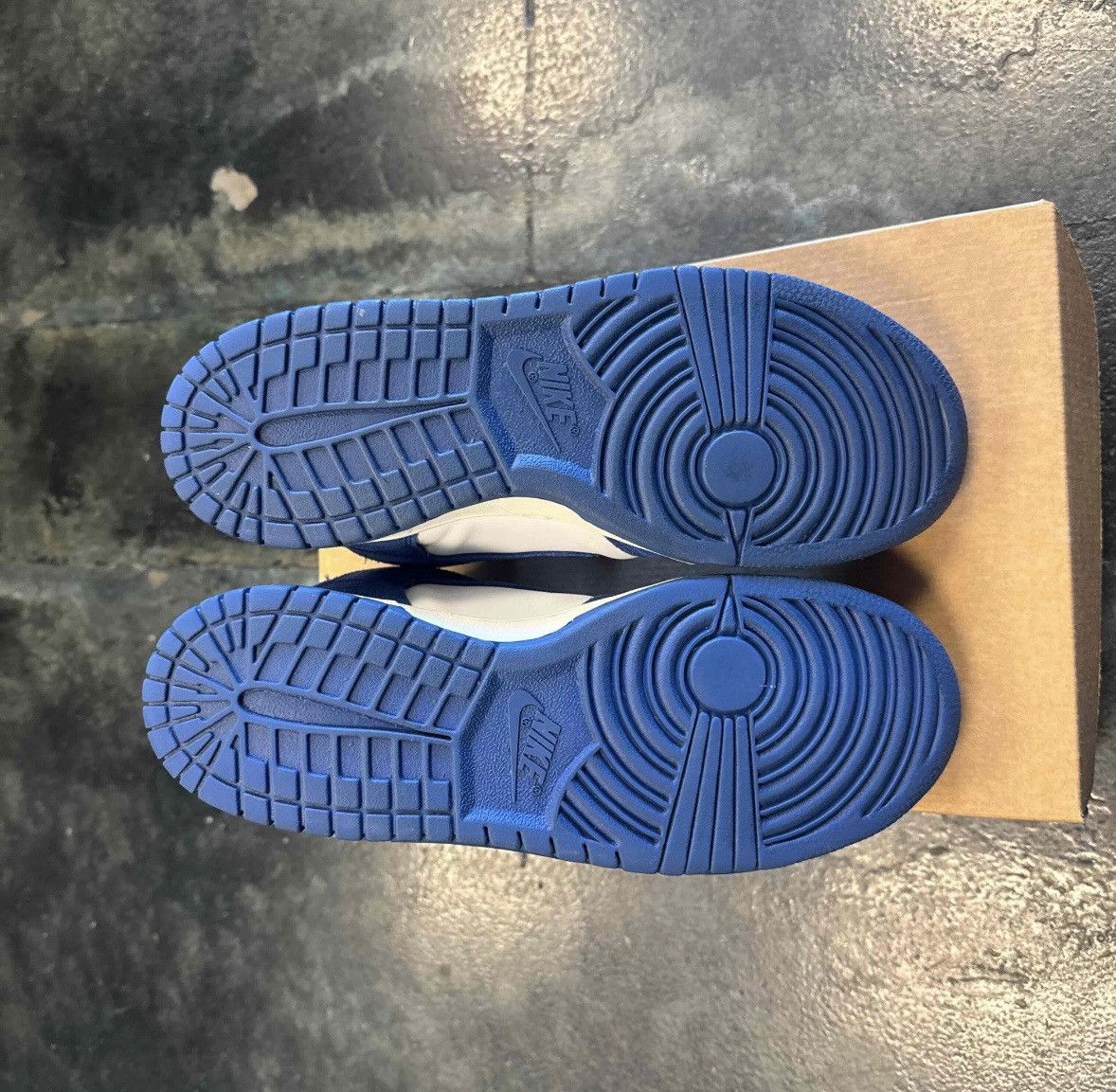 Nike Nike SB Kentucky Size US 8.5 / EU 41-42 - 5 Thumbnail