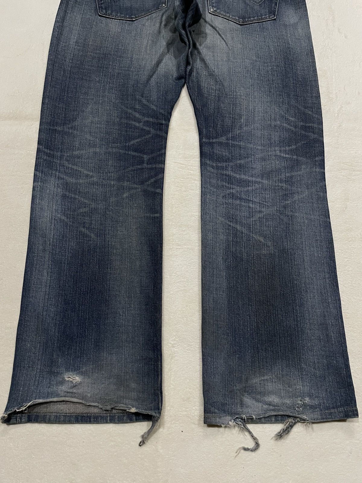 Edwin Vintage Edwin Straight Cut Distressed Faded Denim Jeans Size US 39 - 13 Thumbnail