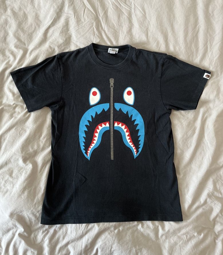 Bape Bape Shark Tee (Very Rare) Size US M / EU 48-50 / 2 - 1 Thumbnail