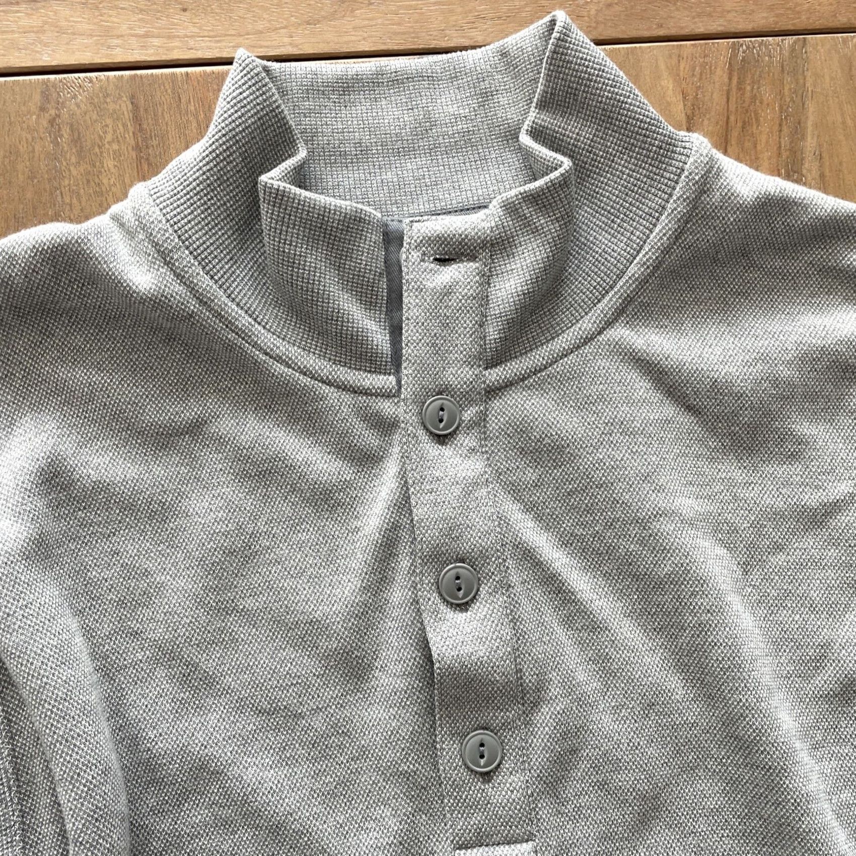 Old Navy Old Navy Mens XL Gray Flex Henley Long Sleeve Shirt Waffle Knit Outdoor Stretch Shirt Size US XL / EU 56 / 4 - 4 Thumbnail