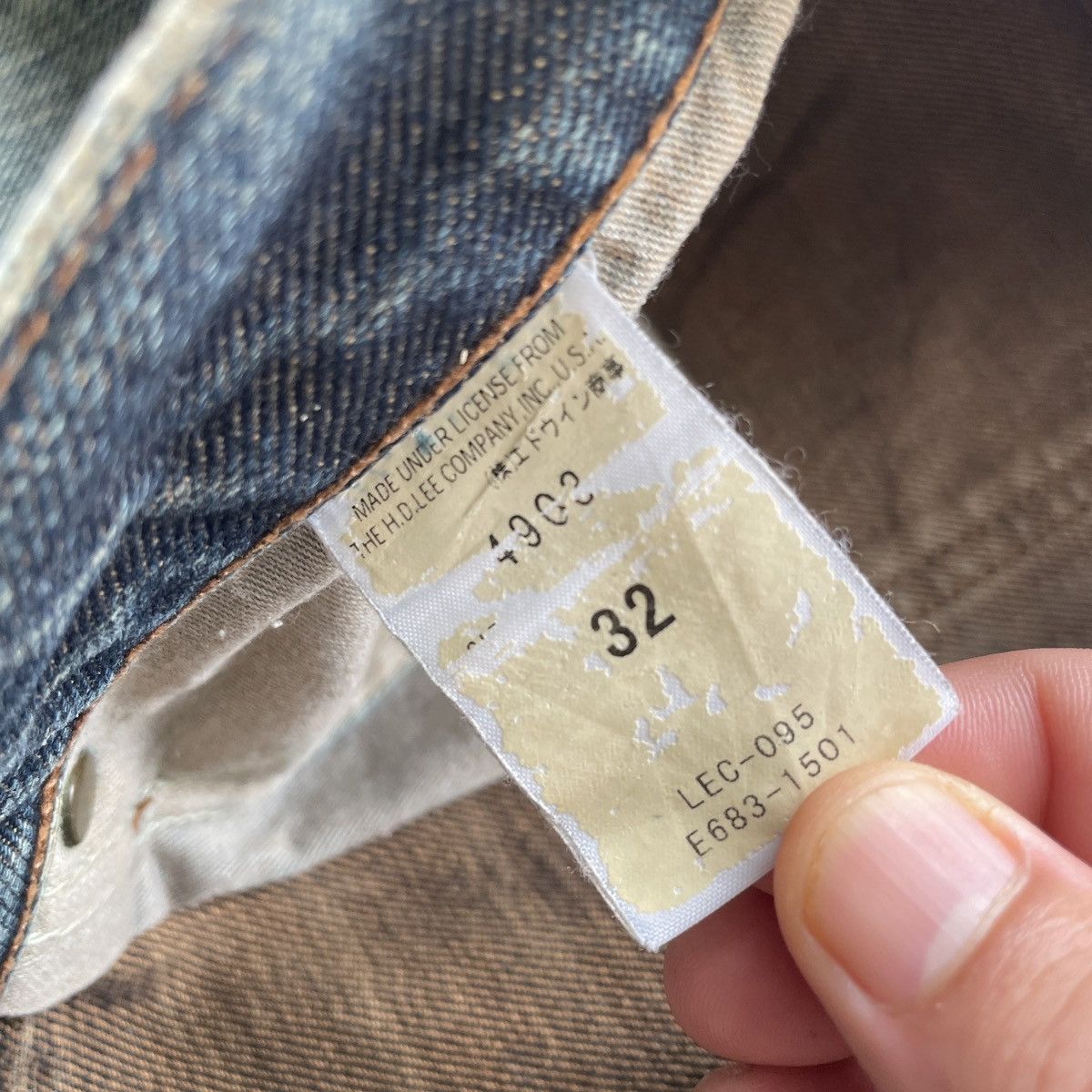 Japanese Brand Vintage Japan Distressed Faded Jeans Denim Pants W31x31 Size US 31 - 8 Thumbnail