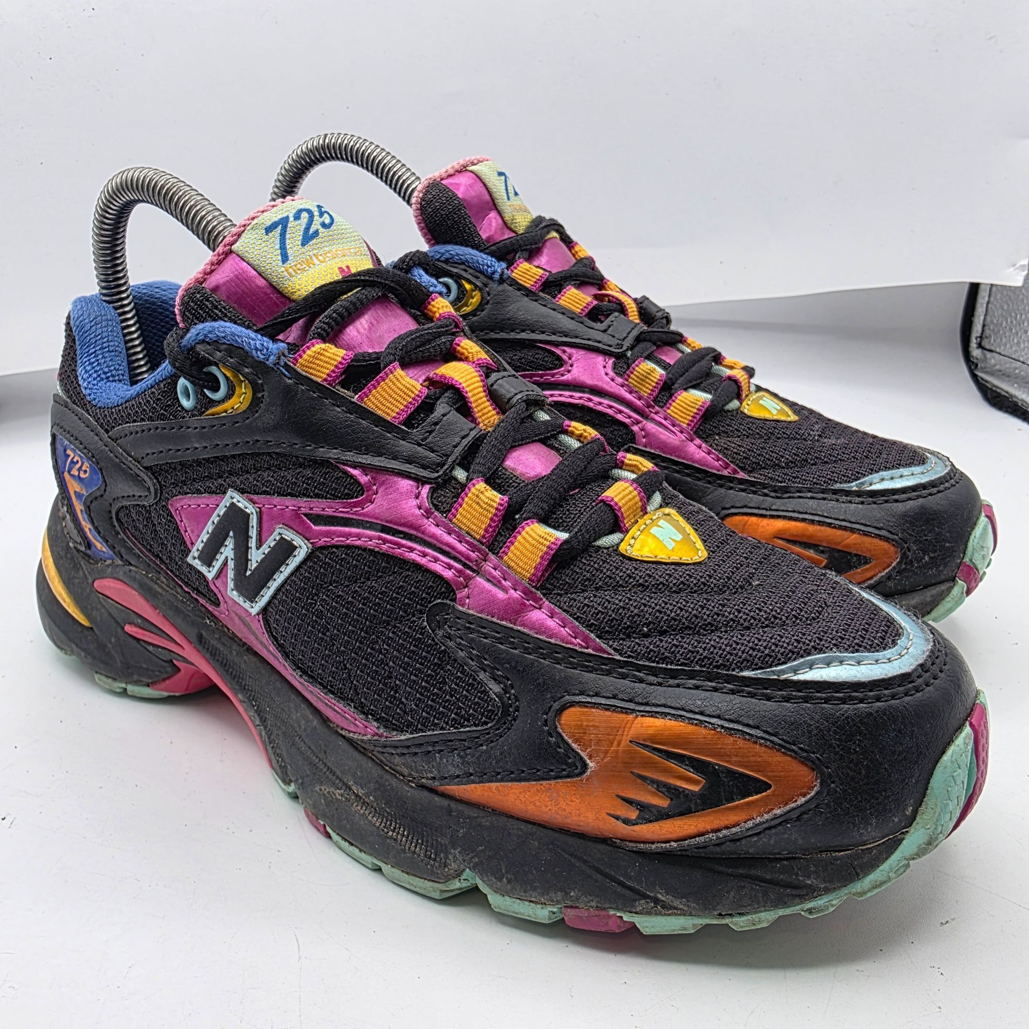 New Balance New Balance 725v1 Neon Nights Pack Womens Size 7 Black Pink Size US 7 / IT 37 - 1 Thumbnail