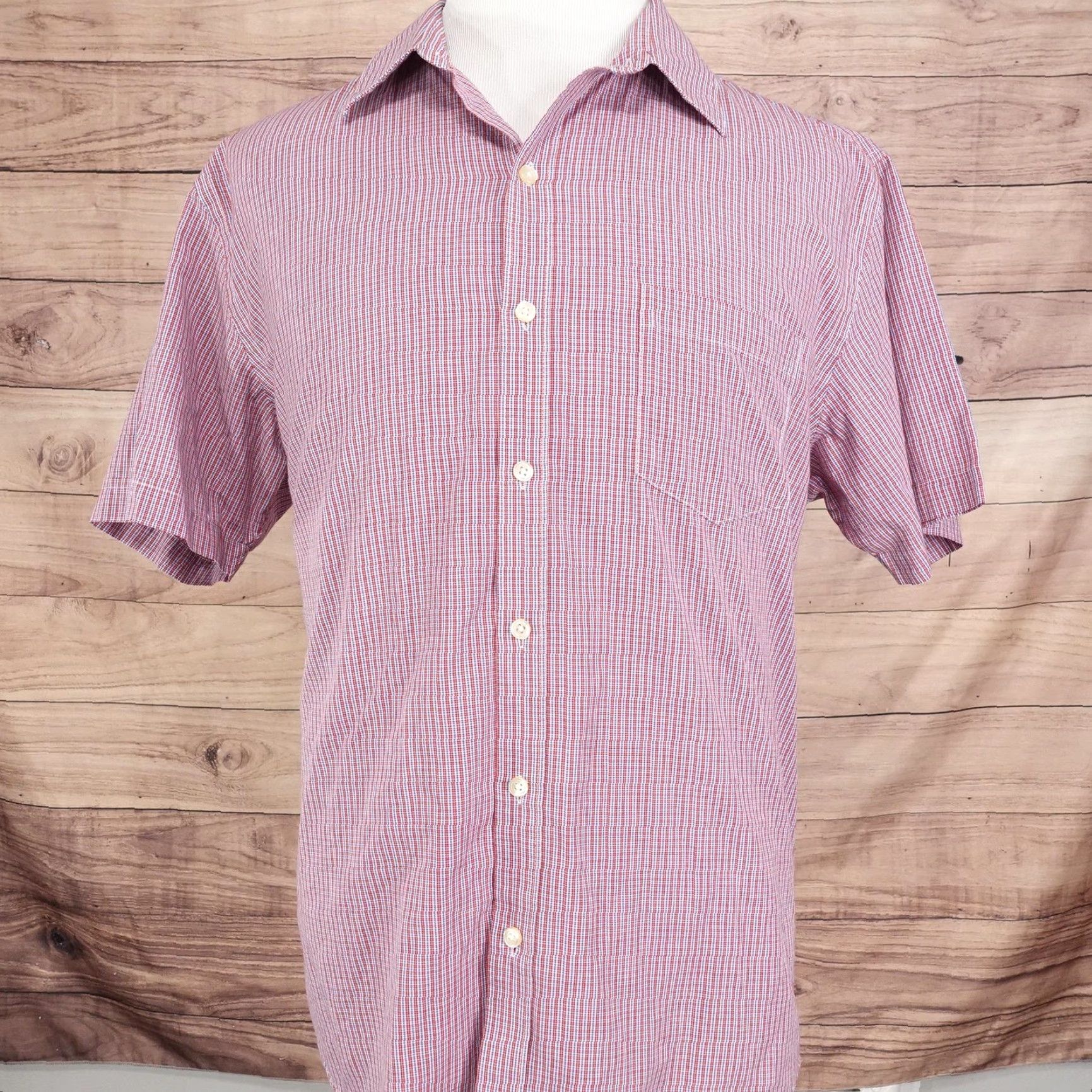 Van Heusen Van Heusen Shirt Mens XL Red Blue Checkered Classic Fit Short Sleeve Button Up Size US XL / EU 56 / 4 - 3 Thumbnail