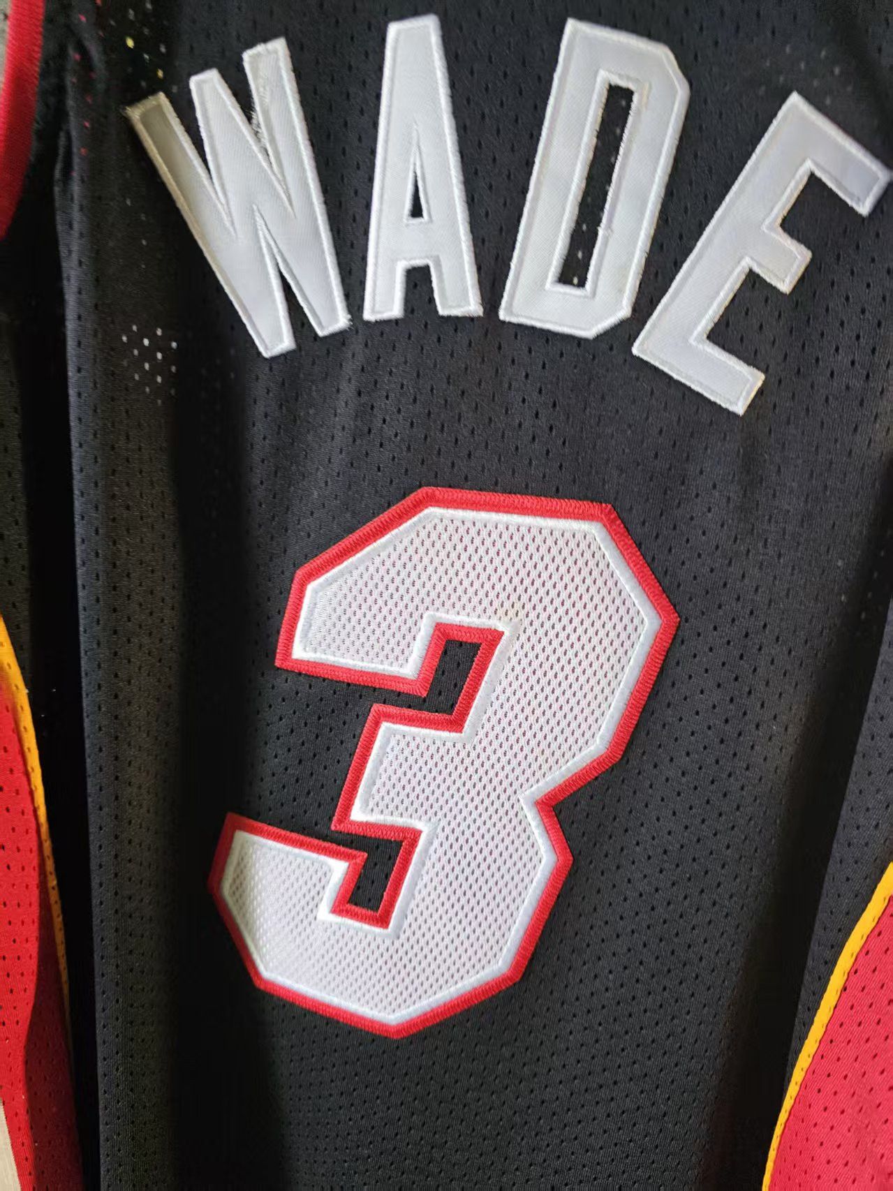 NBA Miami Heat #3 Dwyane Wade Jersey Double Stitched L Size US L / EU 52-54 / 3 - 4 Thumbnail