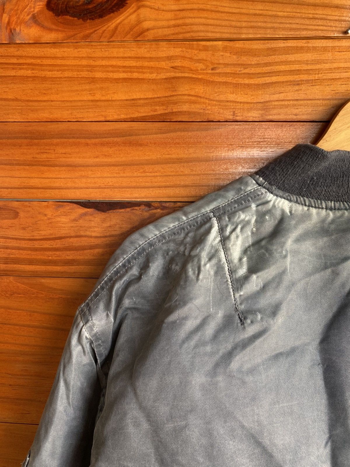 Japanese Brand Vintage Suntory Coffee Bomber Jacket Gray MA-1 Style Japan Size US L / EU 52-54 / 3 - 15 Thumbnail