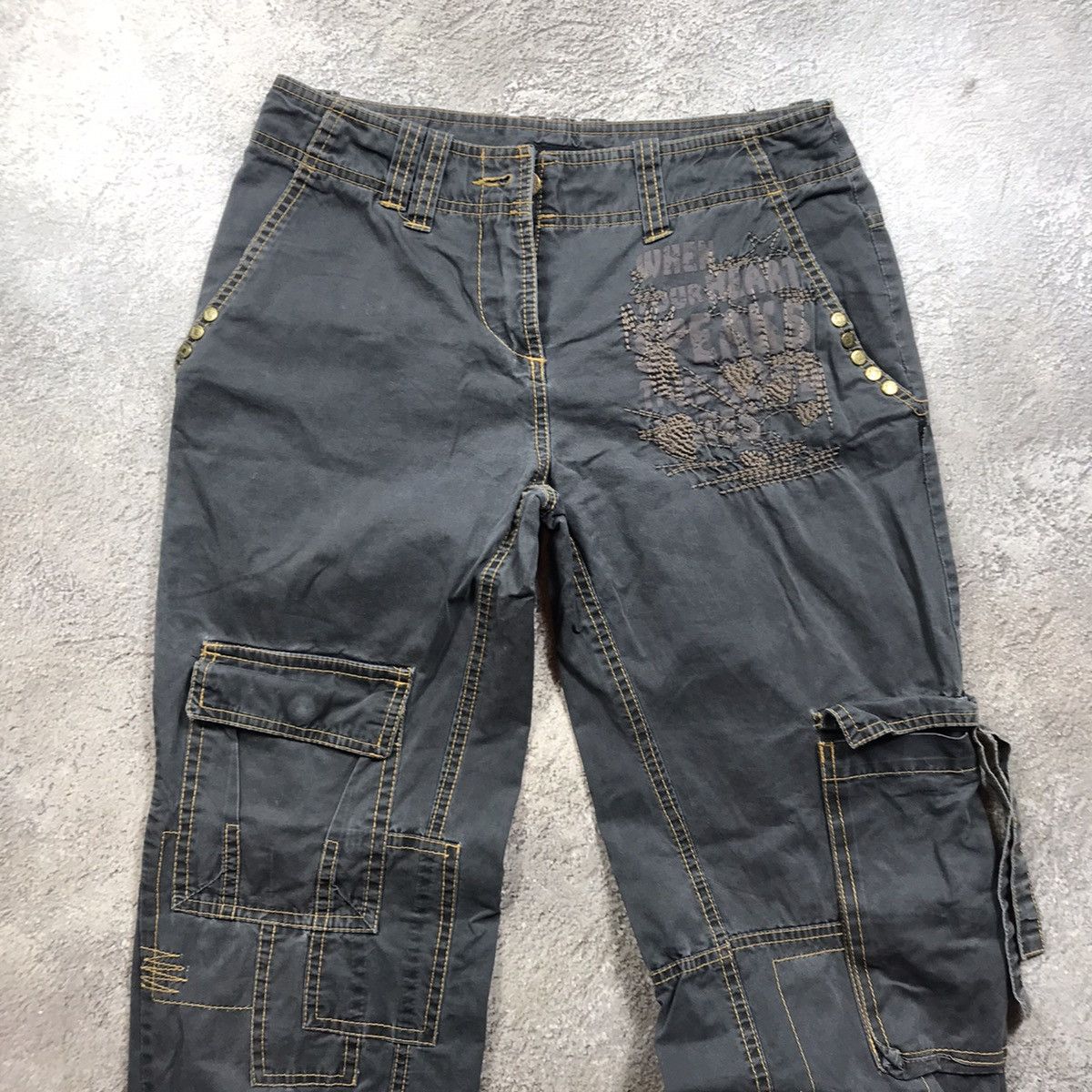 Japanese Brand vintage cargo pants flared low rise japan casual y2k 90s Size 28" / US 6 / IT 42 - 3 Thumbnail