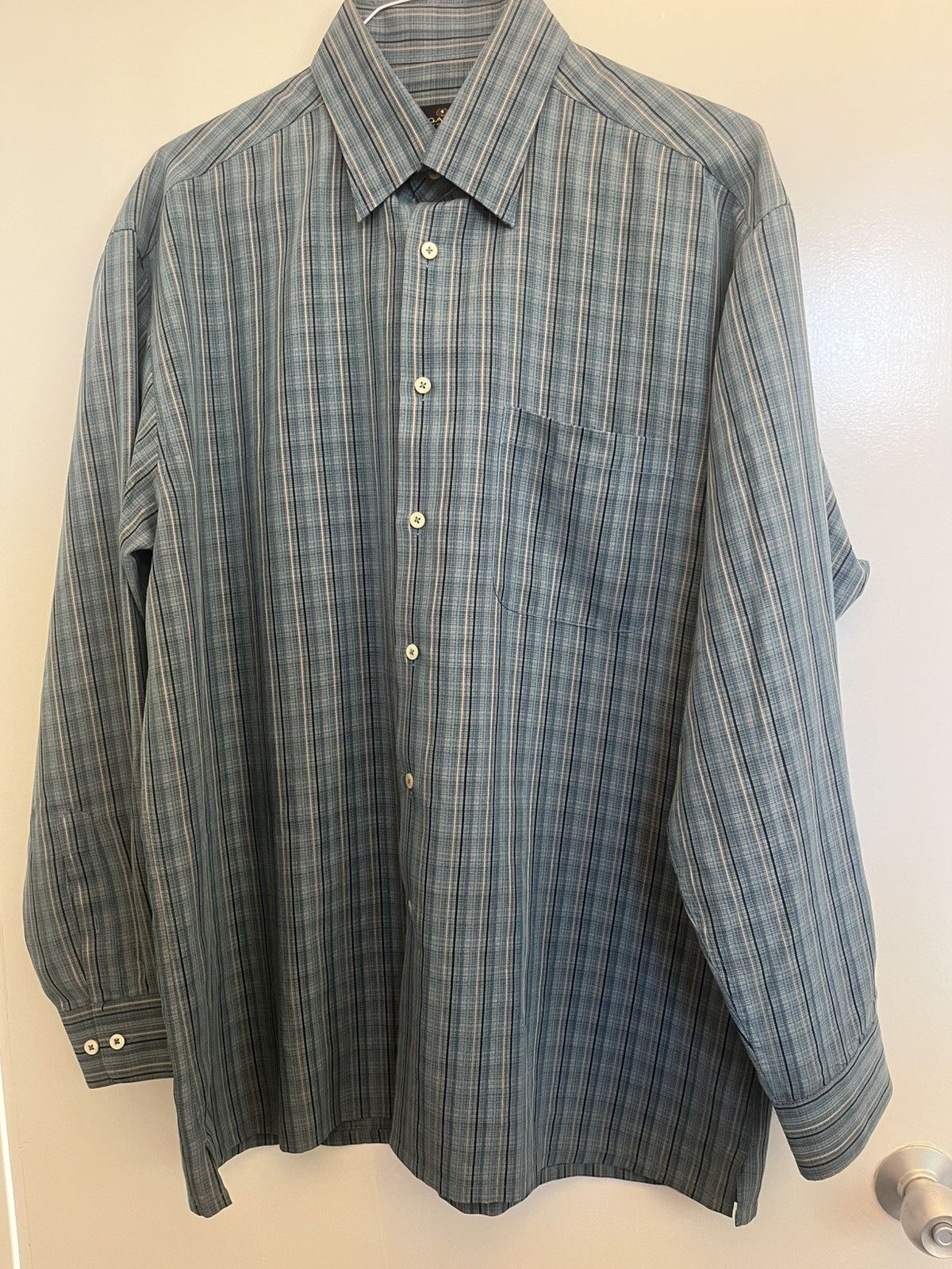 BUGATCHI Men’s Vintage Bugatchi Button Down Size XL Size US XL / EU 56 / 4 - 1 Thumbnail