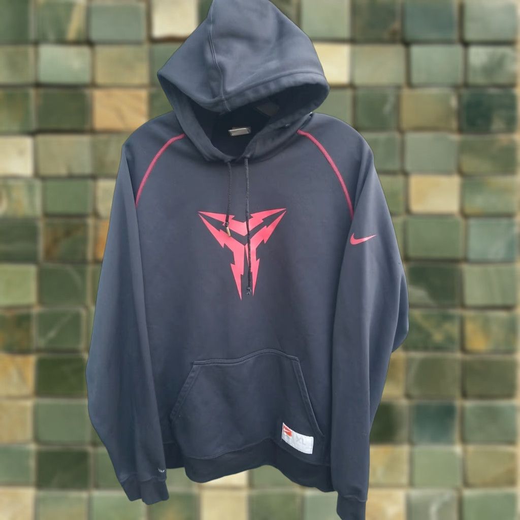 Nike VINTAGE Nike Hoodie Men XL Kobe Bryant Black Mamba Therma Fit red black Kobe Bryant Hoodie Men XL Size US XL / EU 56 / 4 - 1 Thumbnail
