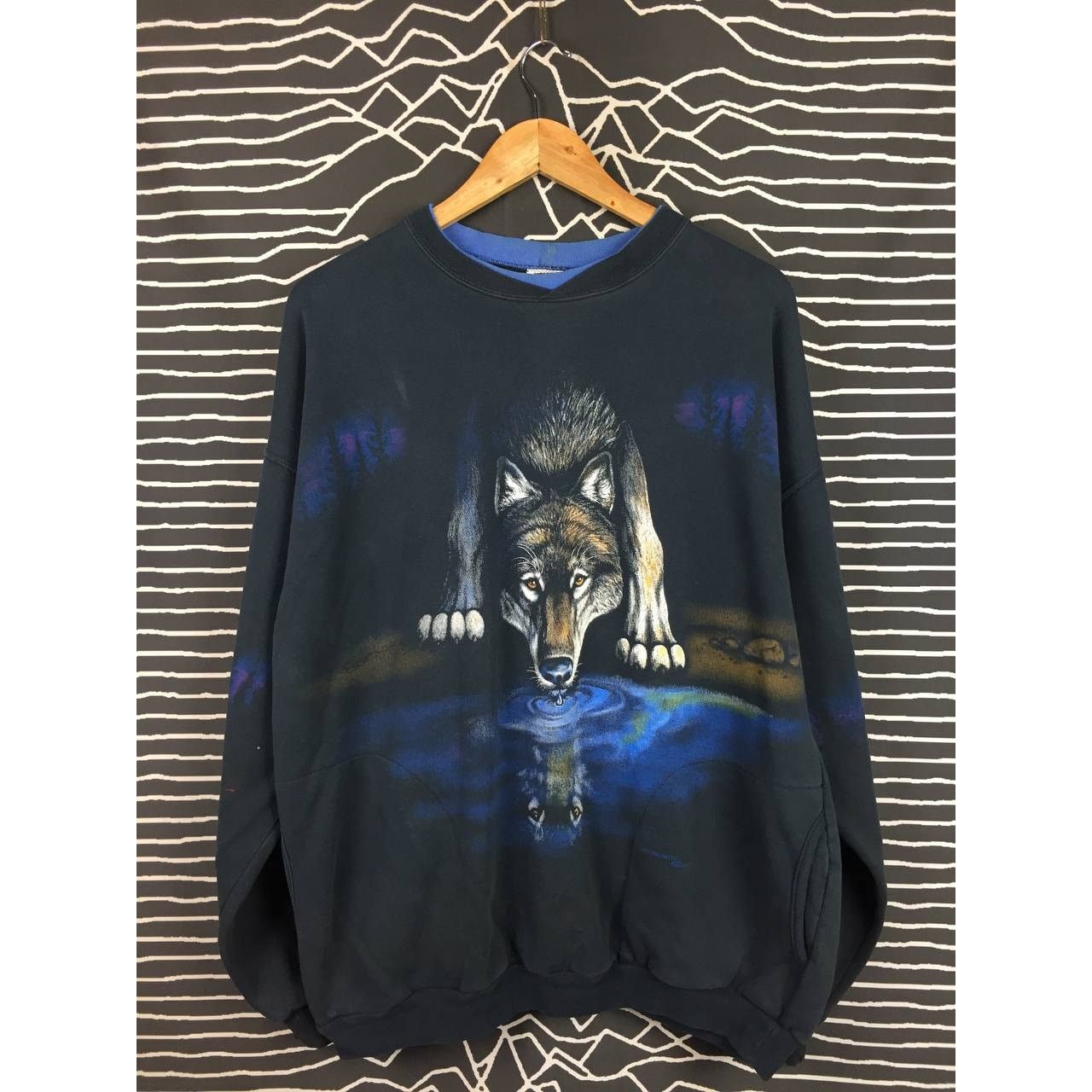 Other Vtg Art Unlimited Sportswear Made In Usa Wolves Sweatshirt Size US XL / EU 56 / 4 - 1 Thumbnail
