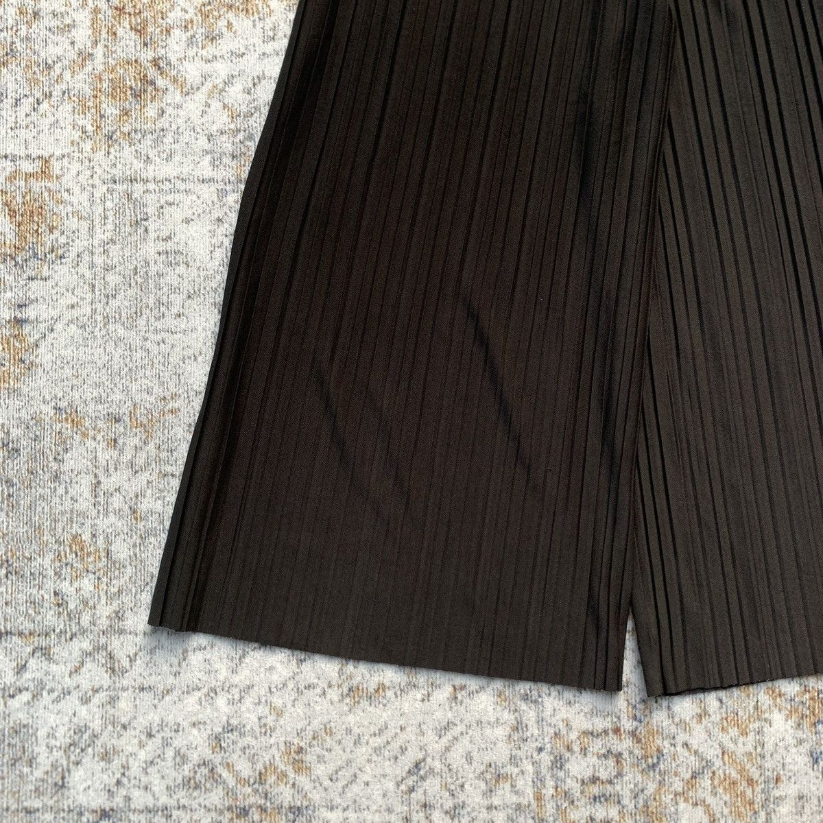 Japanese Brand Rare Japanese Brand Paige Flynn Issey Style Pleats Pants Size US 32 / EU 48 - 4 Thumbnail